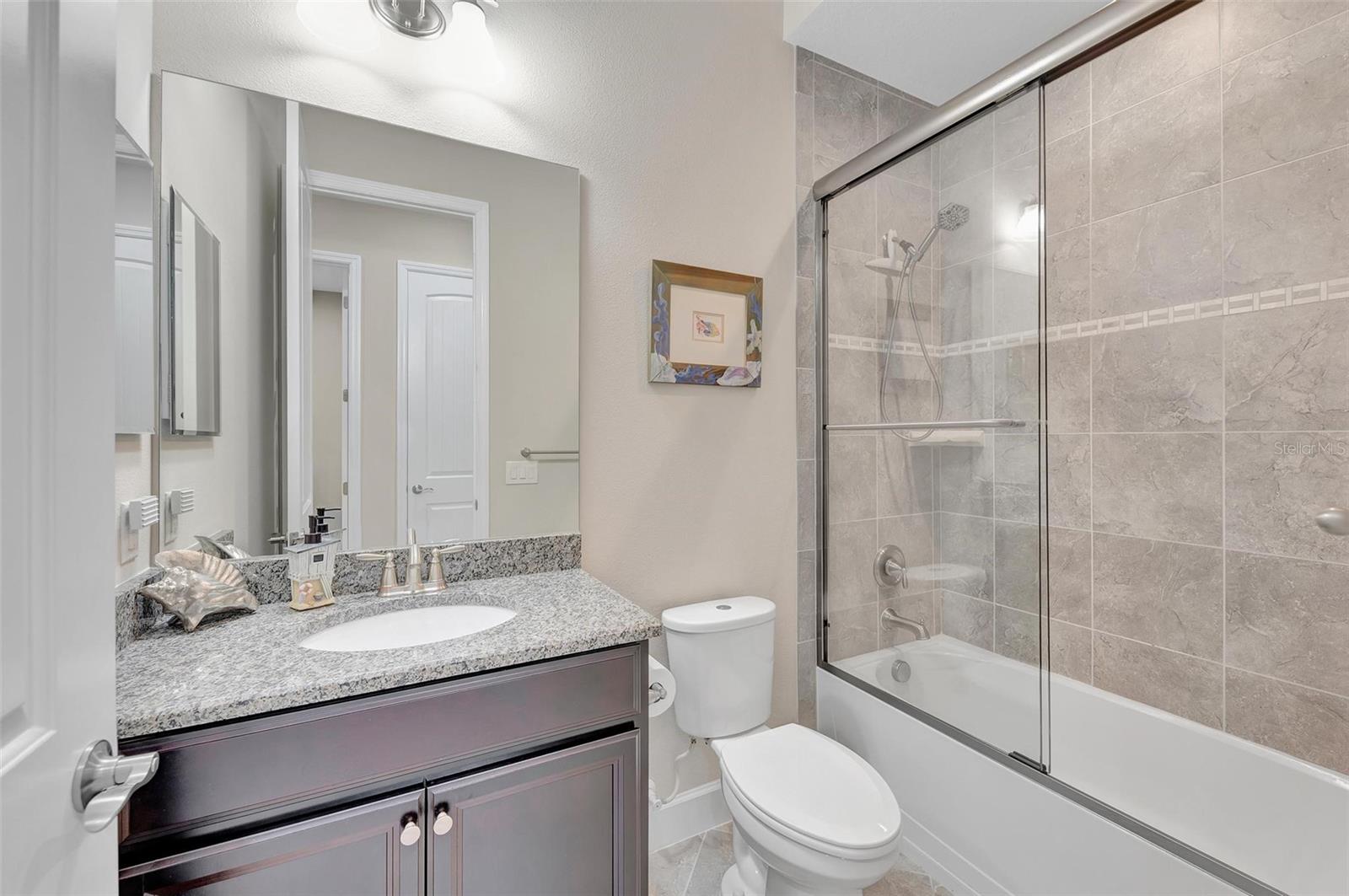 282 SAPPHIRE LAKE DRIVE DR #201