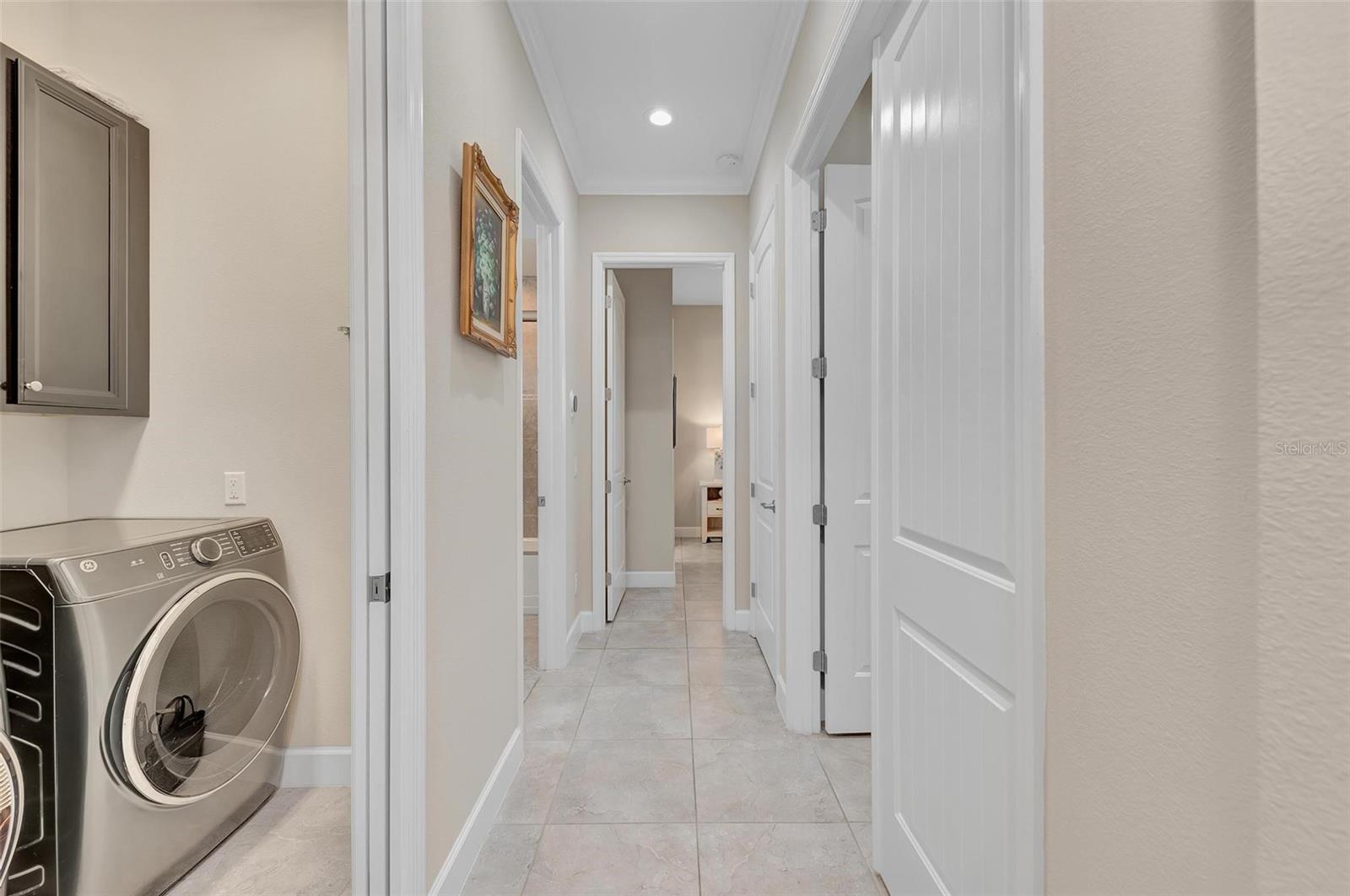 282 SAPPHIRE LAKE DRIVE DR #201