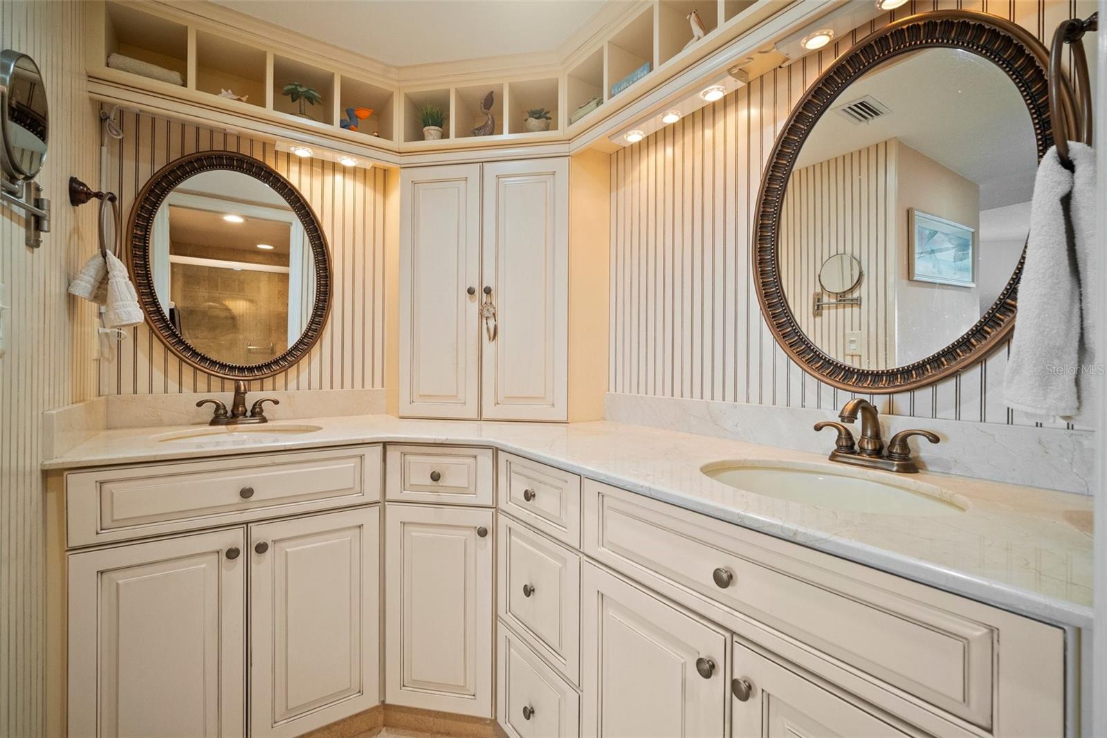 1323 PERICO POINT CIR #107