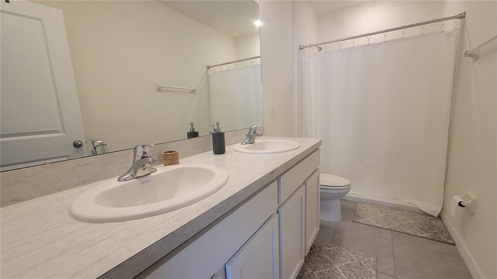 2884 EVERGREEN ELM PASS