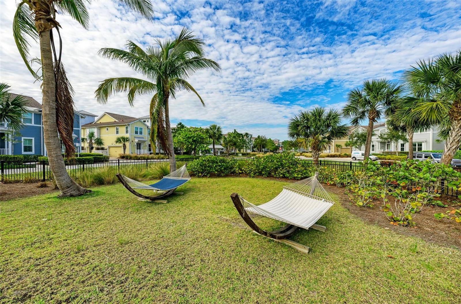 319 COMPASS POINT DR #201