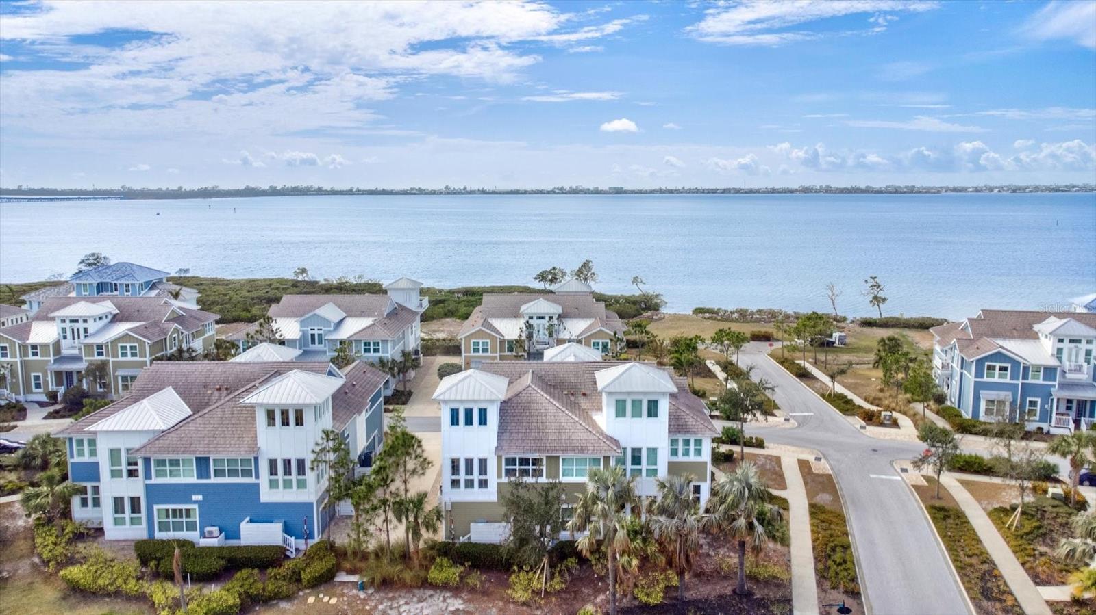 319 COMPASS POINT DR #201