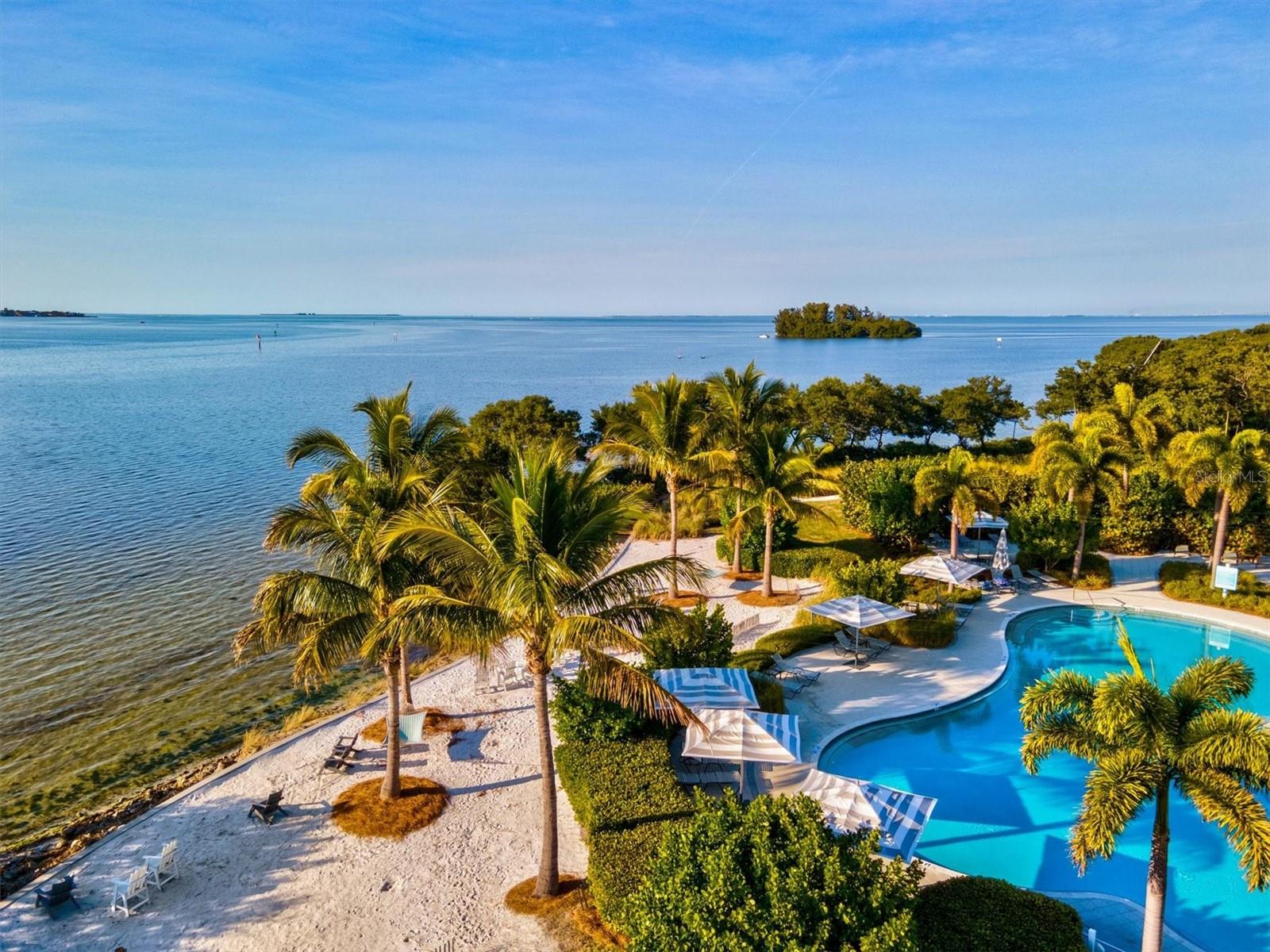 319 COMPASS POINT DR #201