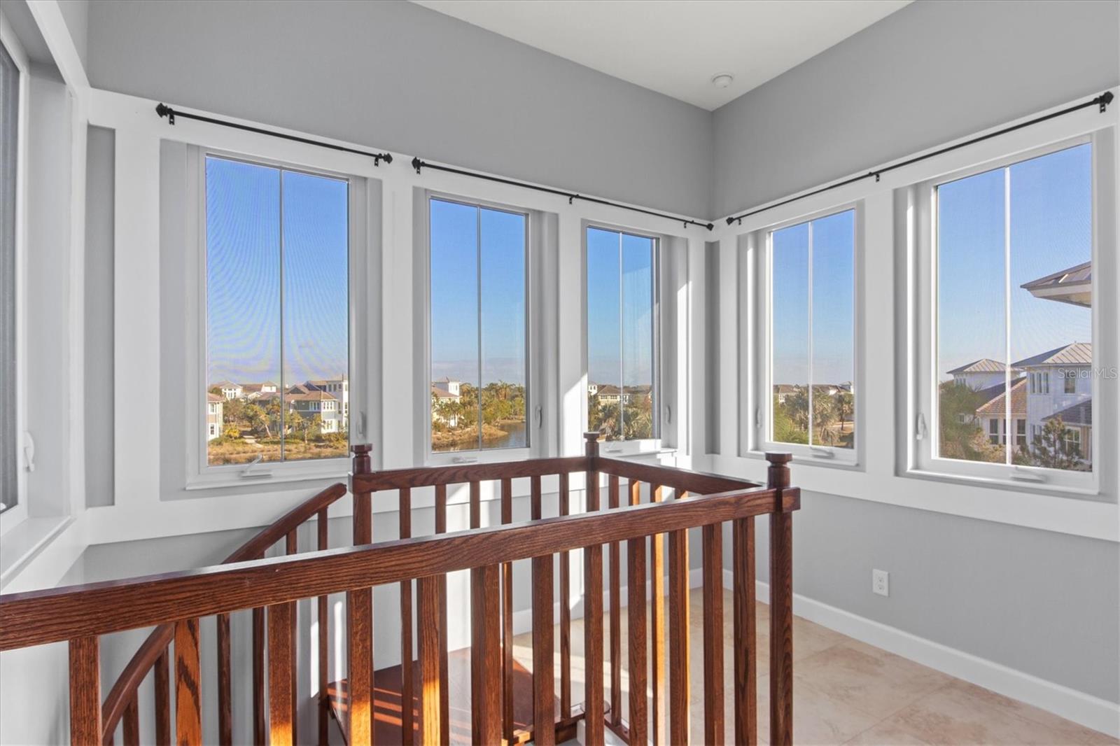 319 COMPASS POINT DR #201