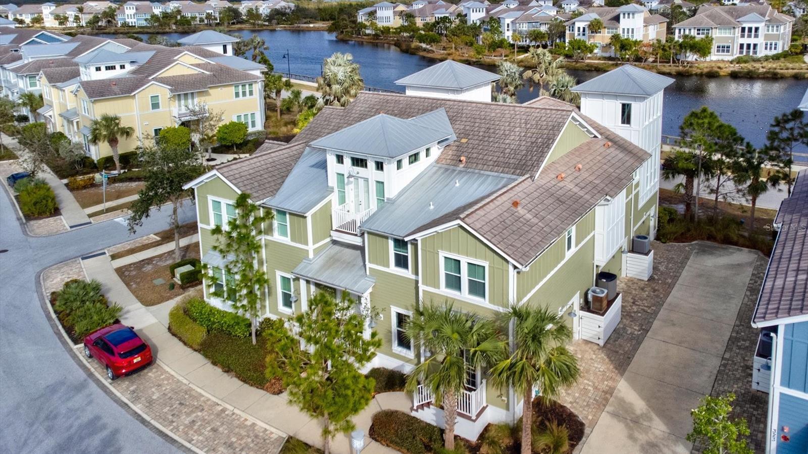 319 COMPASS POINT DR #201