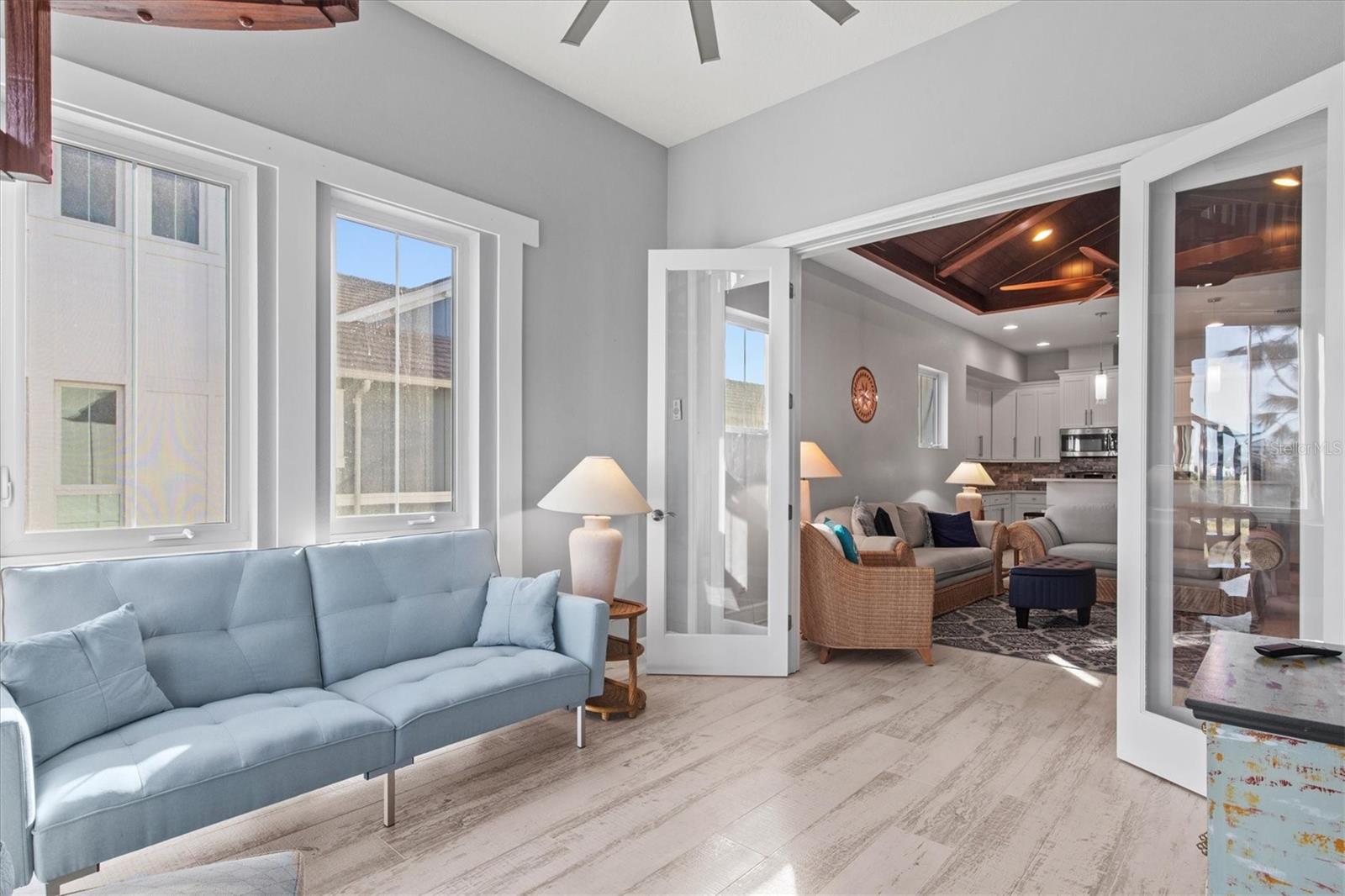 319 COMPASS POINT DR #201