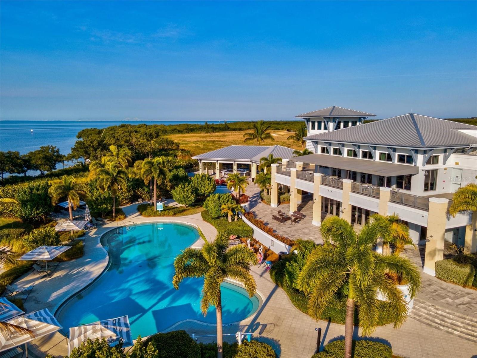 319 COMPASS POINT DR #201