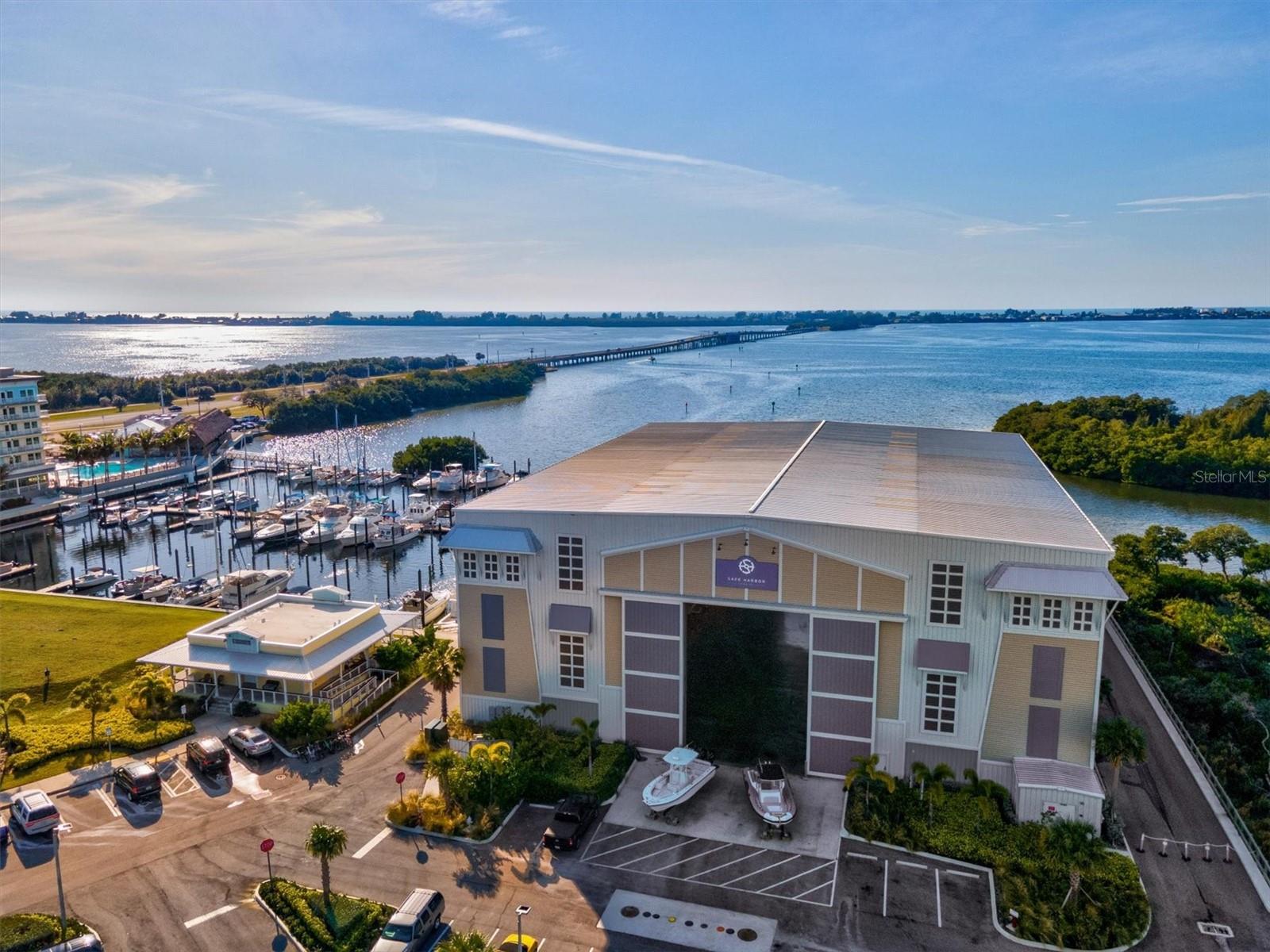 319 COMPASS POINT DR #201