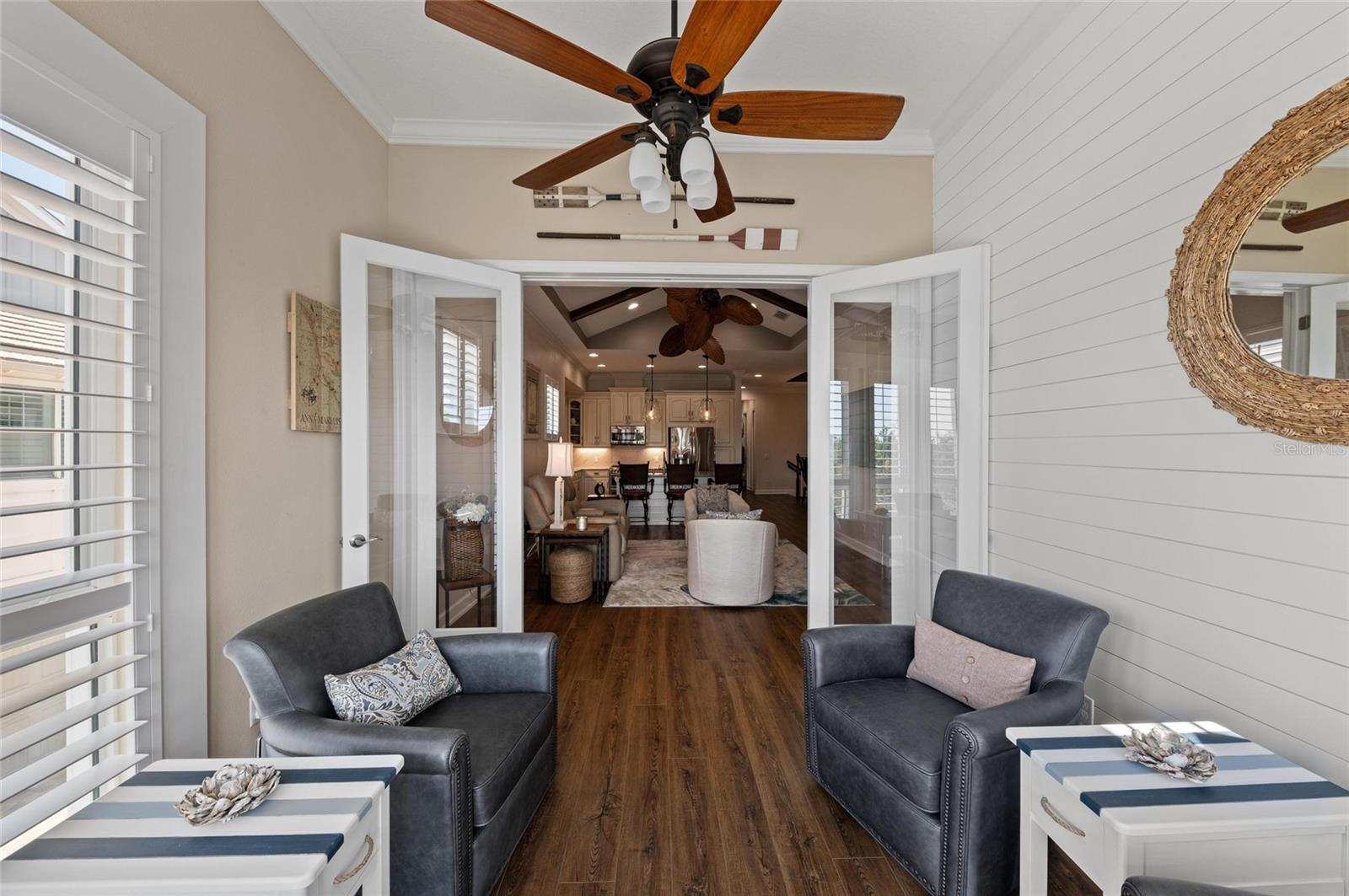 241 SAPPHIRE LAKE DR #201