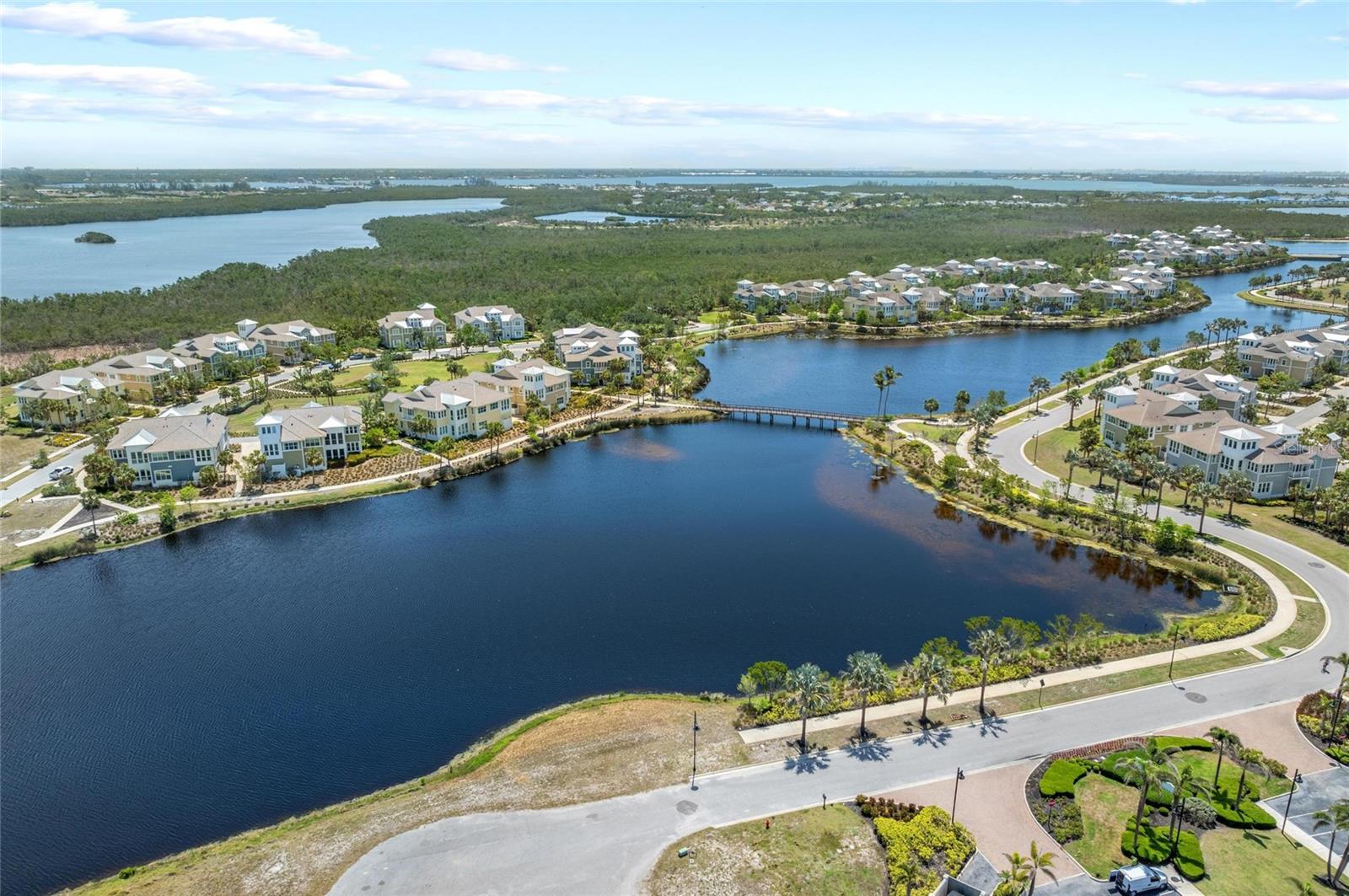 241 SAPPHIRE LAKE DR #201