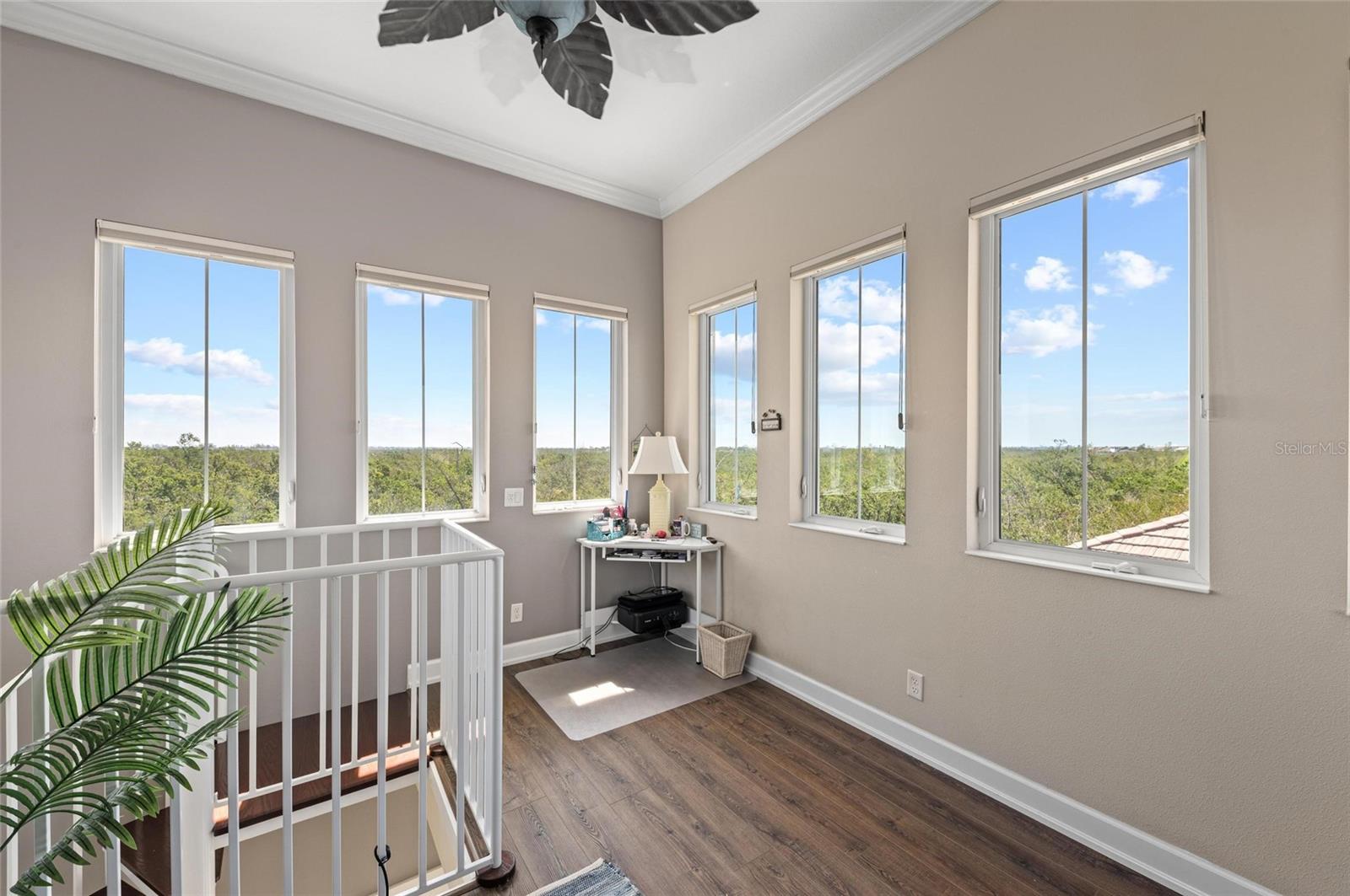 241 SAPPHIRE LAKE DR #201