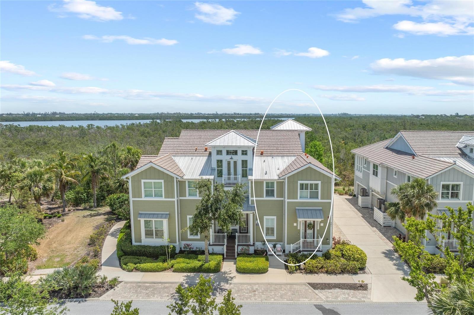 241 SAPPHIRE LAKE DR #201