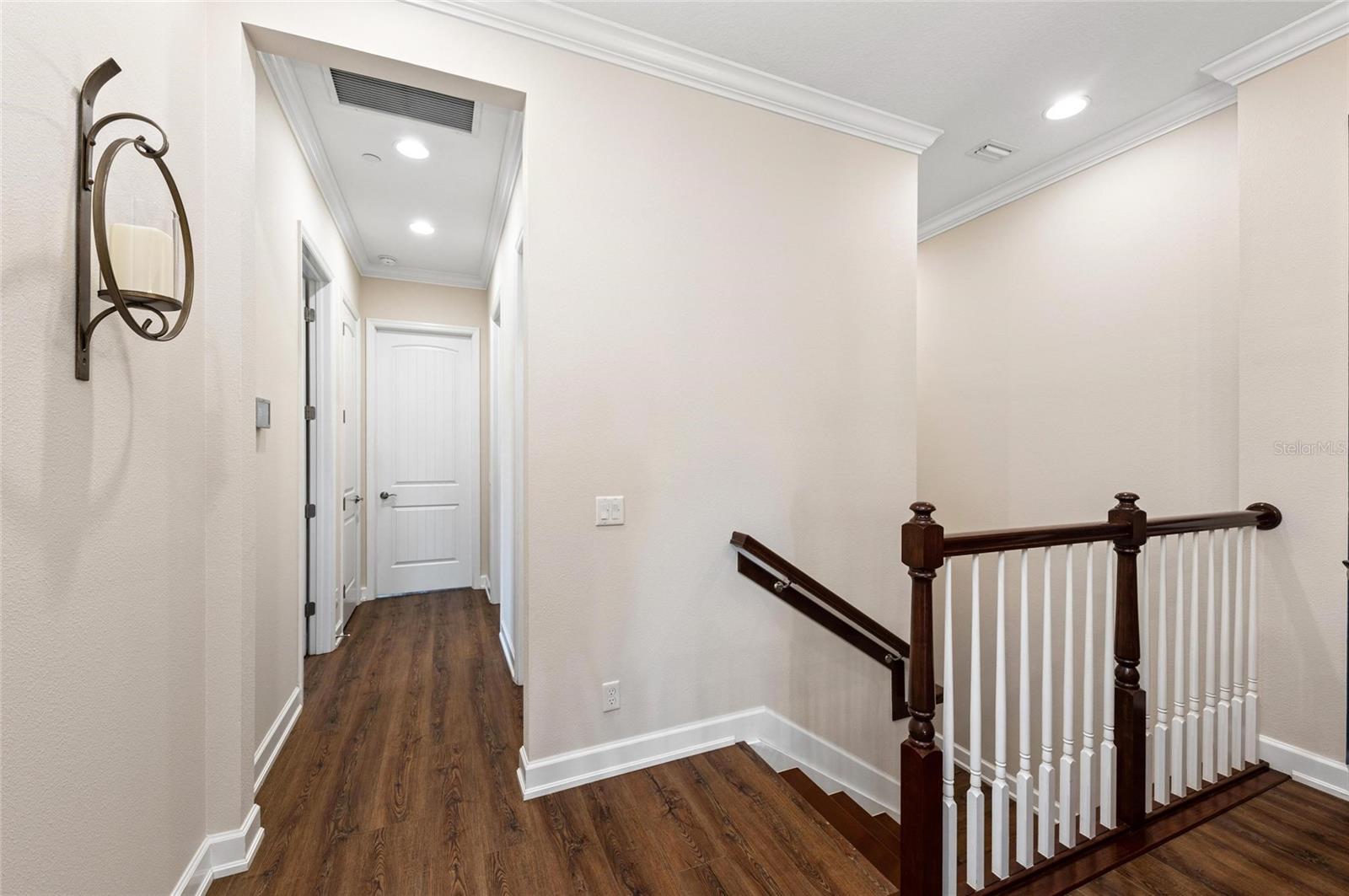 241 SAPPHIRE LAKE DR #201