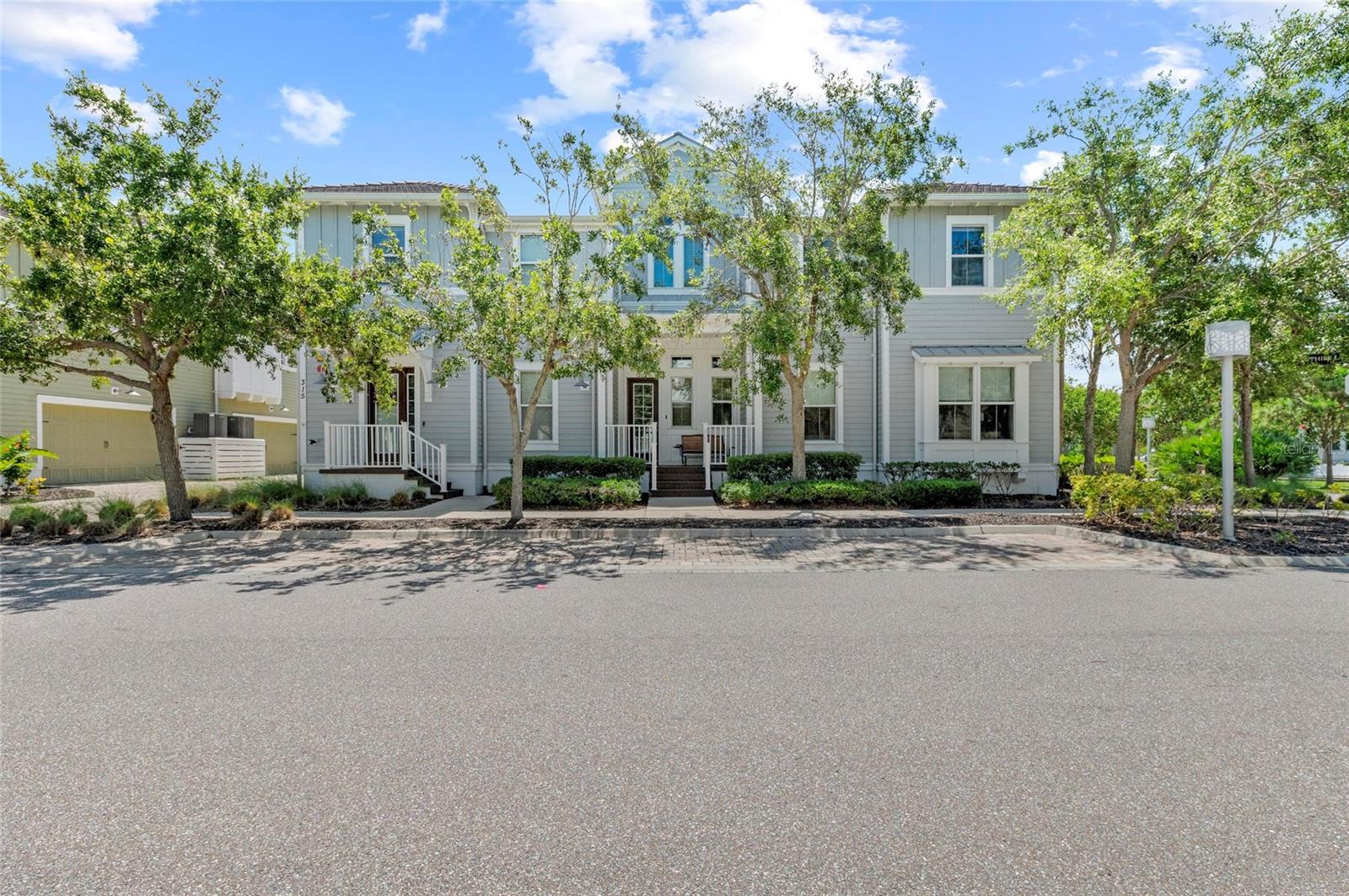 315 SAPPHIRE LAKE DR #101