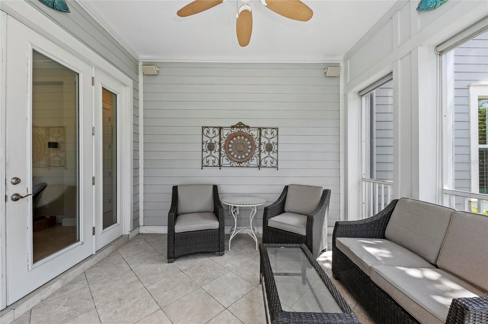 315 SAPPHIRE LAKE DR #101