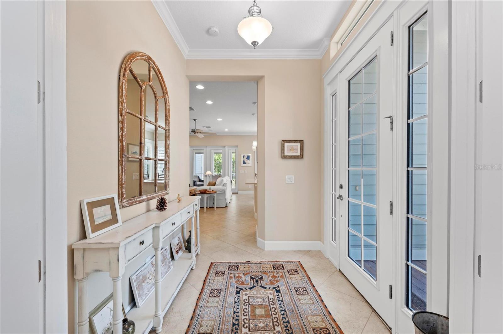 315 SAPPHIRE LAKE DR #101