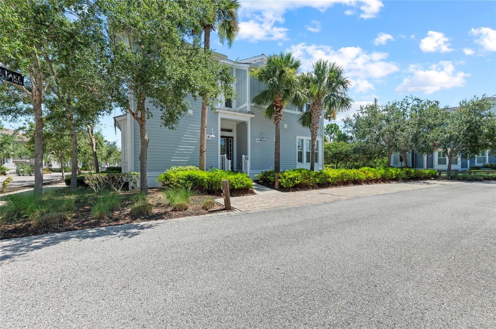 315 SAPPHIRE LAKE DR #101