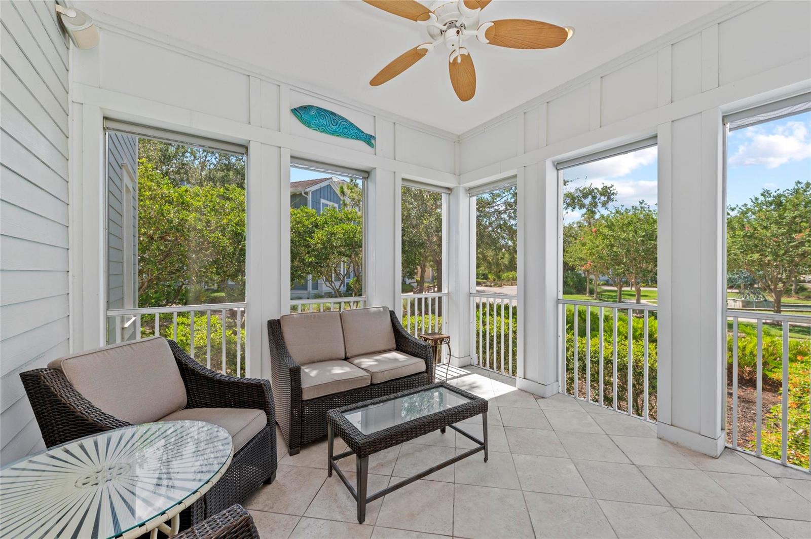 315 SAPPHIRE LAKE DR #101