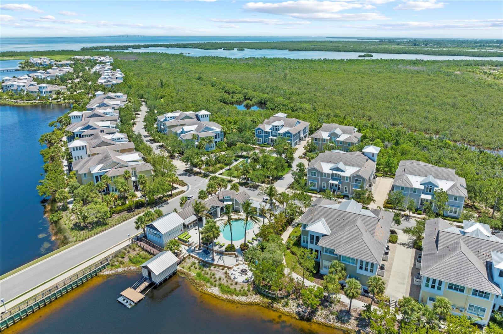 315 SAPPHIRE LAKE DR #101