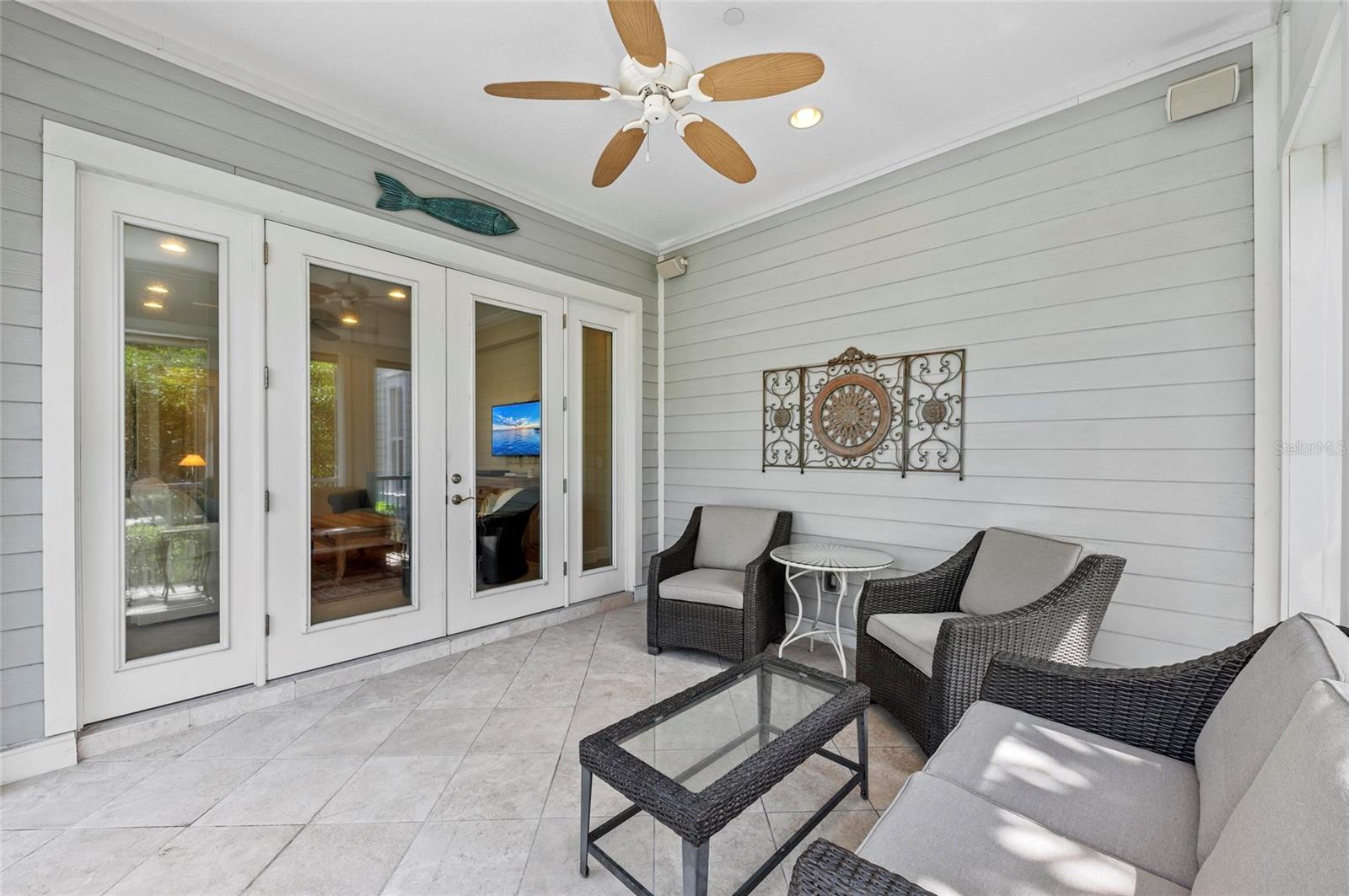 315 SAPPHIRE LAKE DR #101