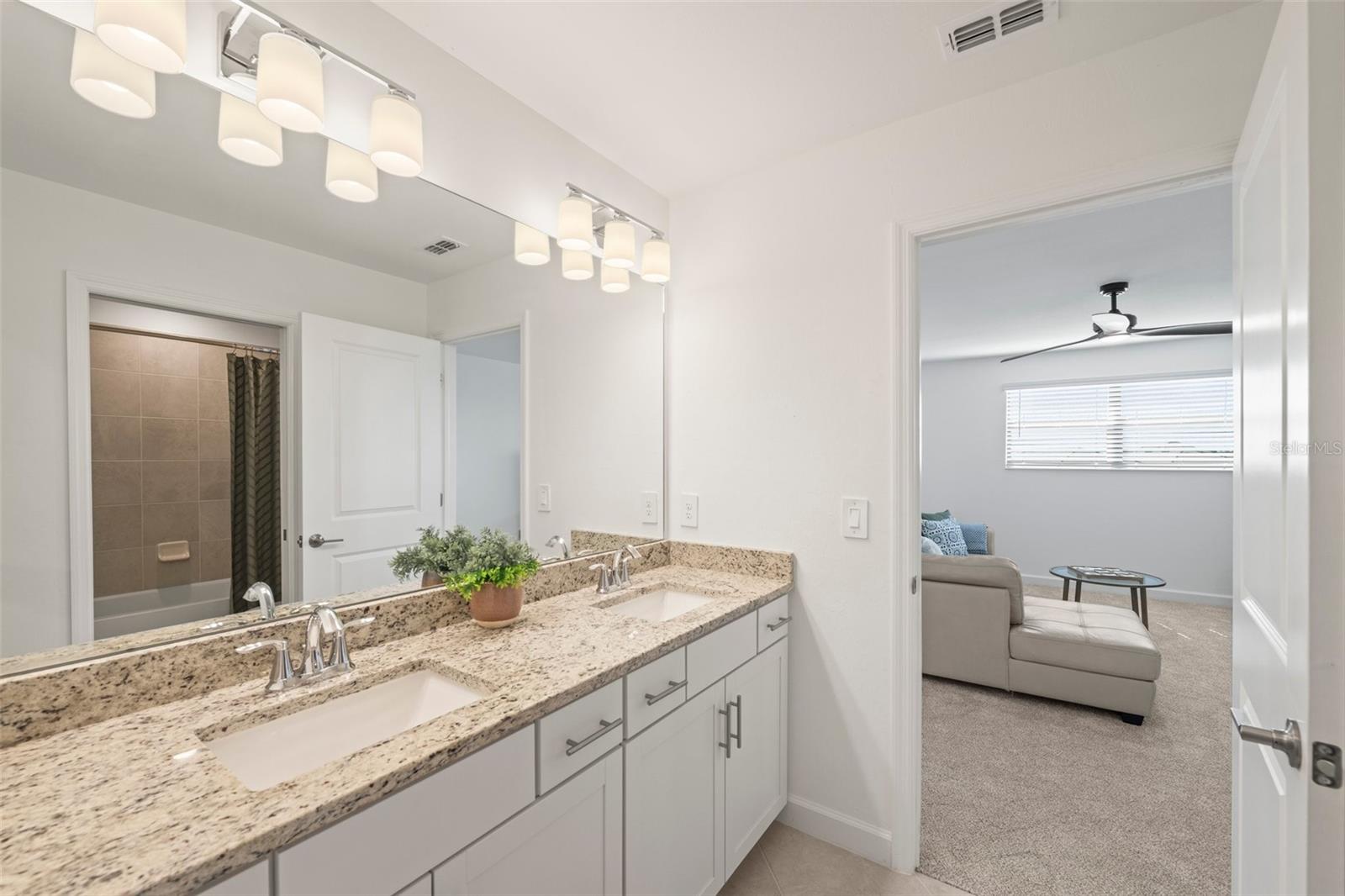 15336 SERENE SHORES LOOP