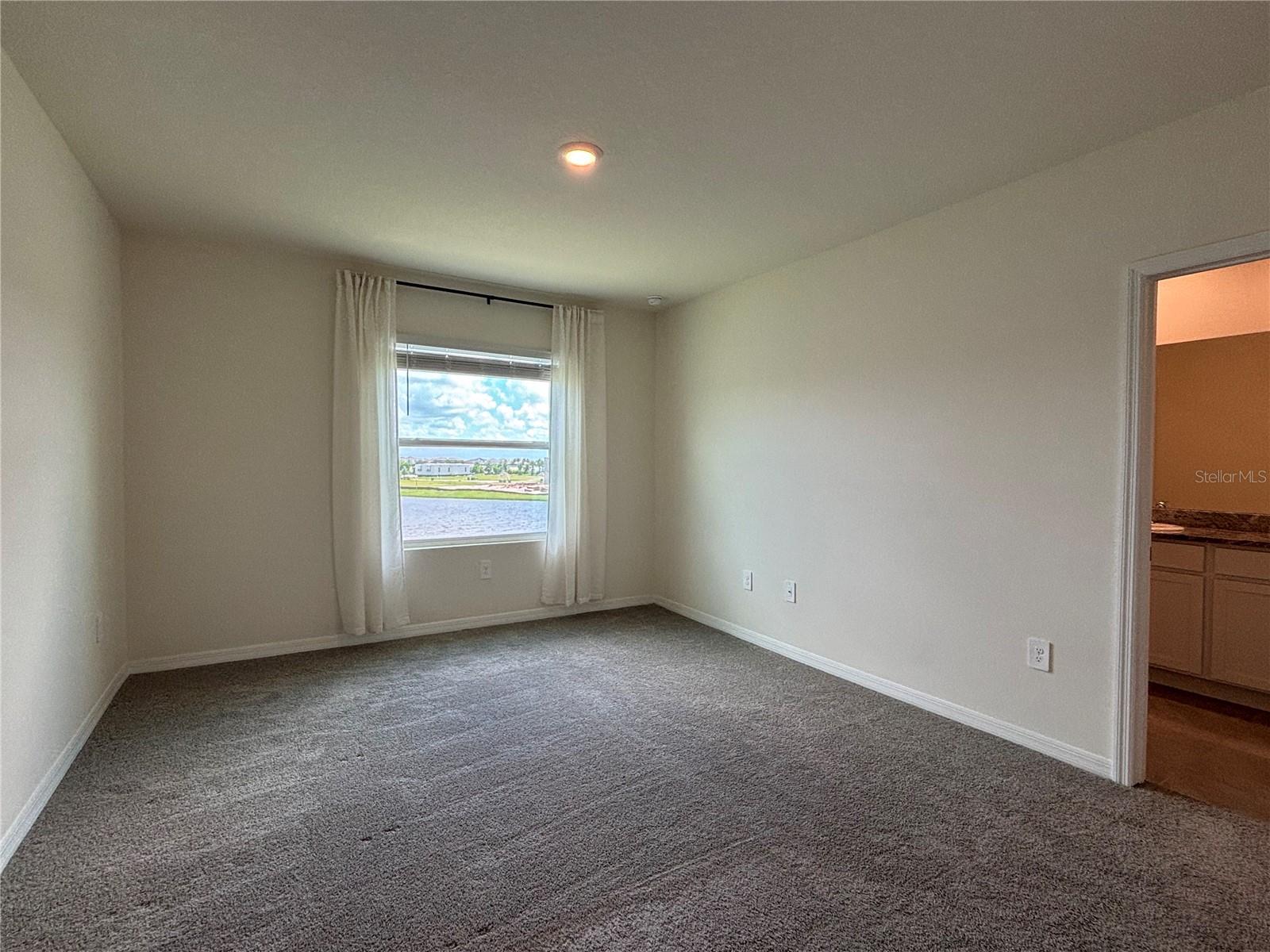 17745 CRESCENT MOON LOOP