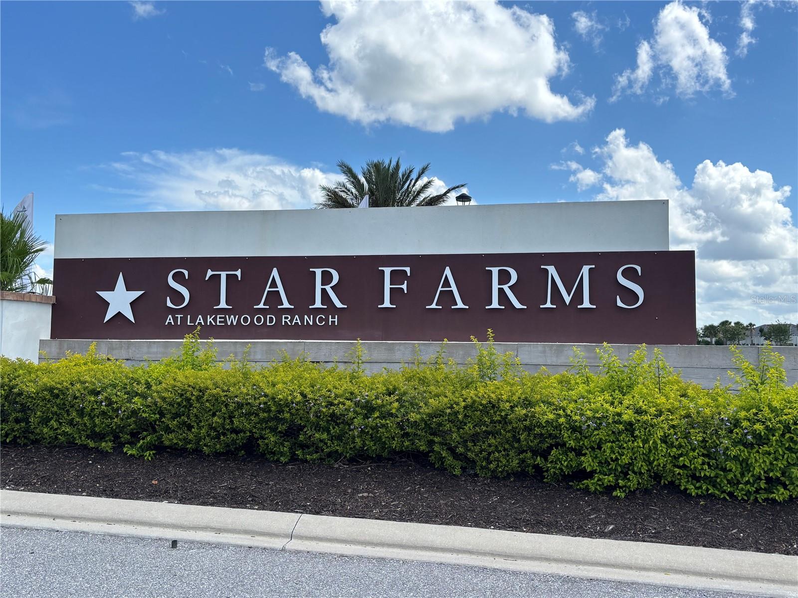 17745 CRESCENT MOON LOOP