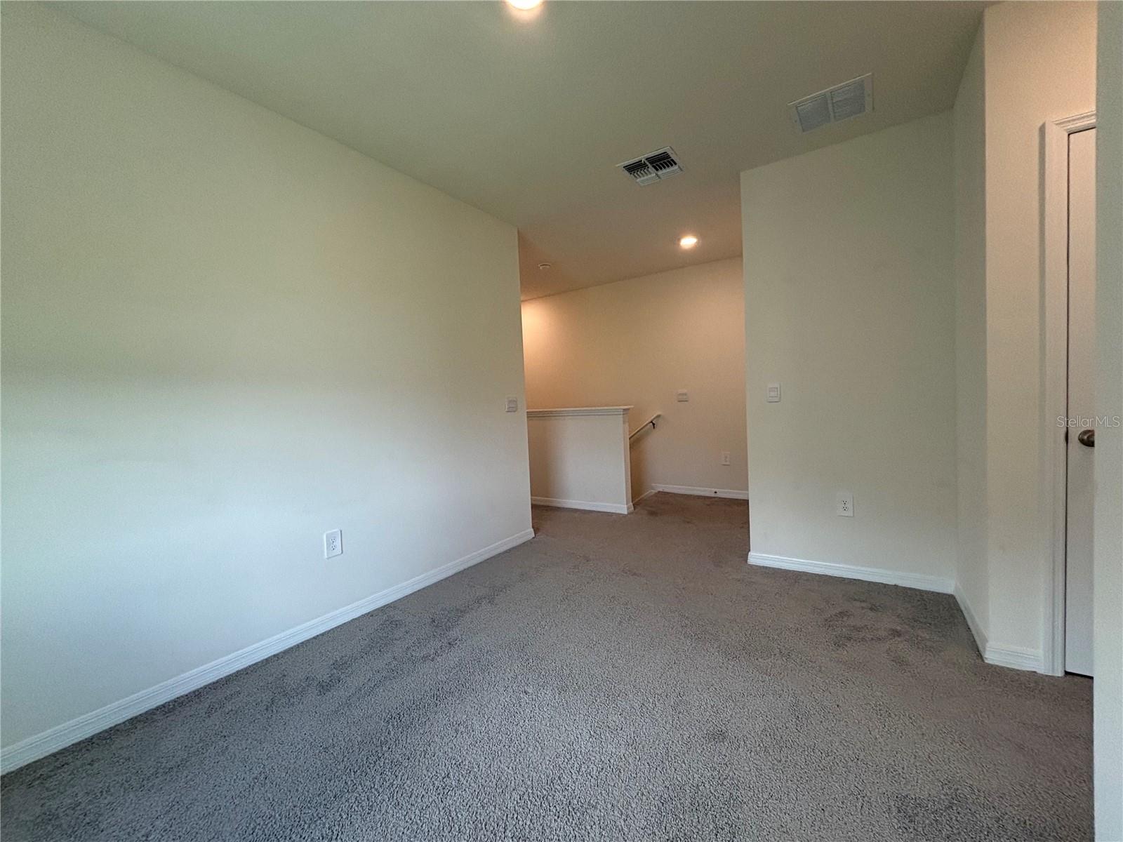 17745 CRESCENT MOON LOOP