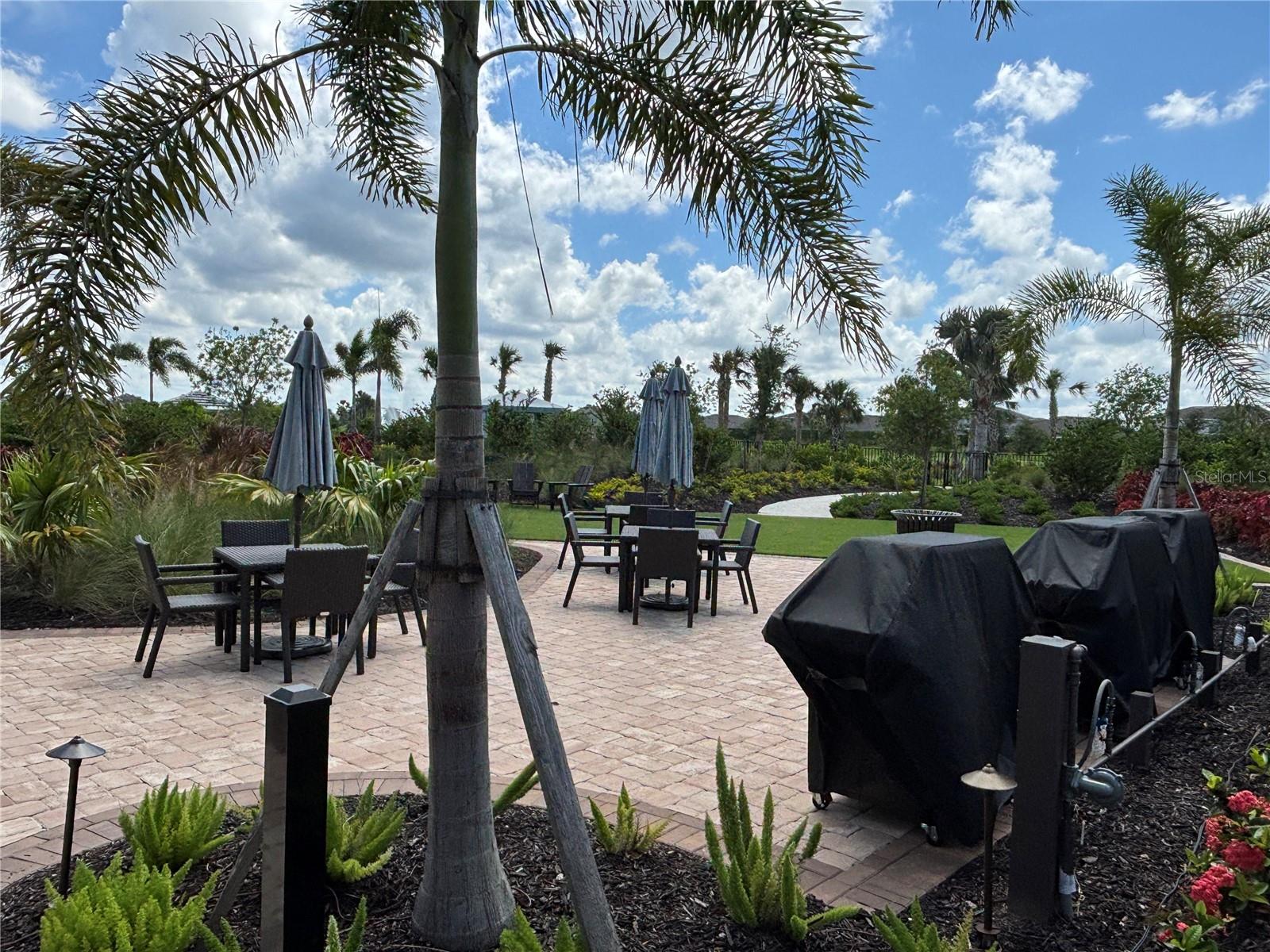 17745 CRESCENT MOON LOOP