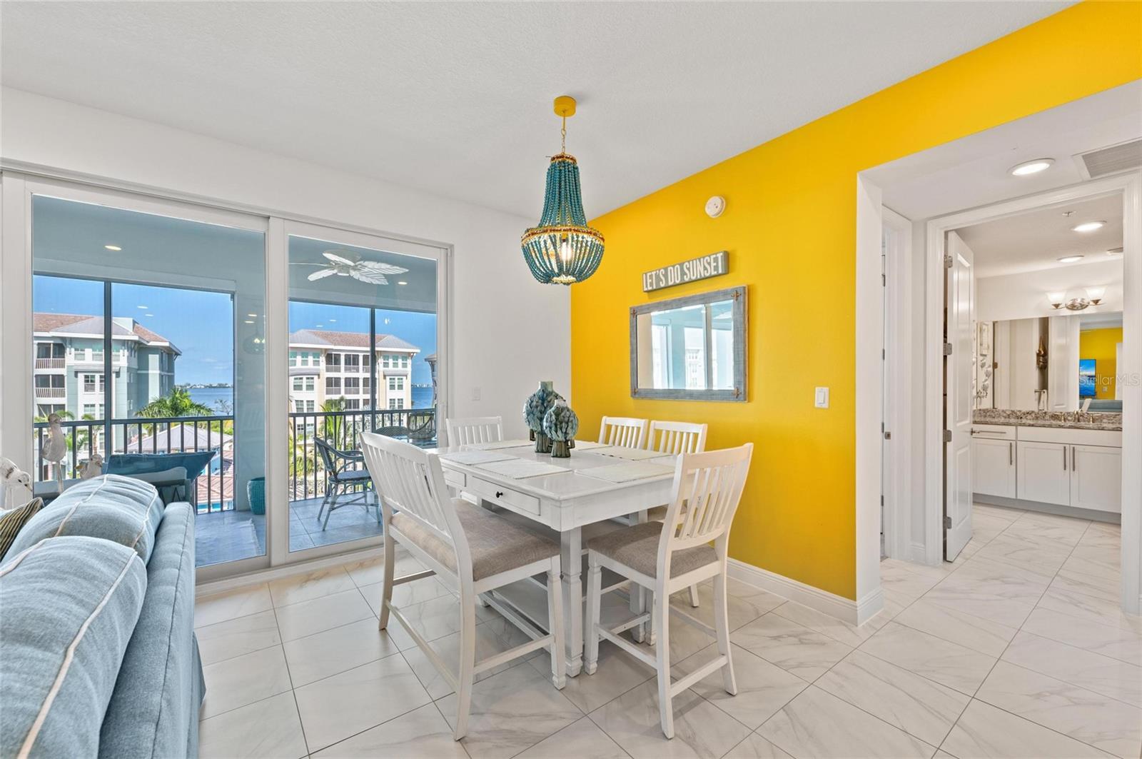 387 ARUBA CIR #301
