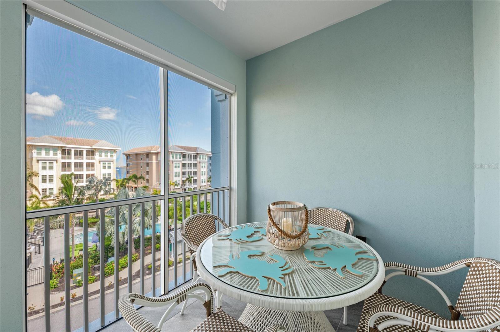 387 ARUBA CIR #301