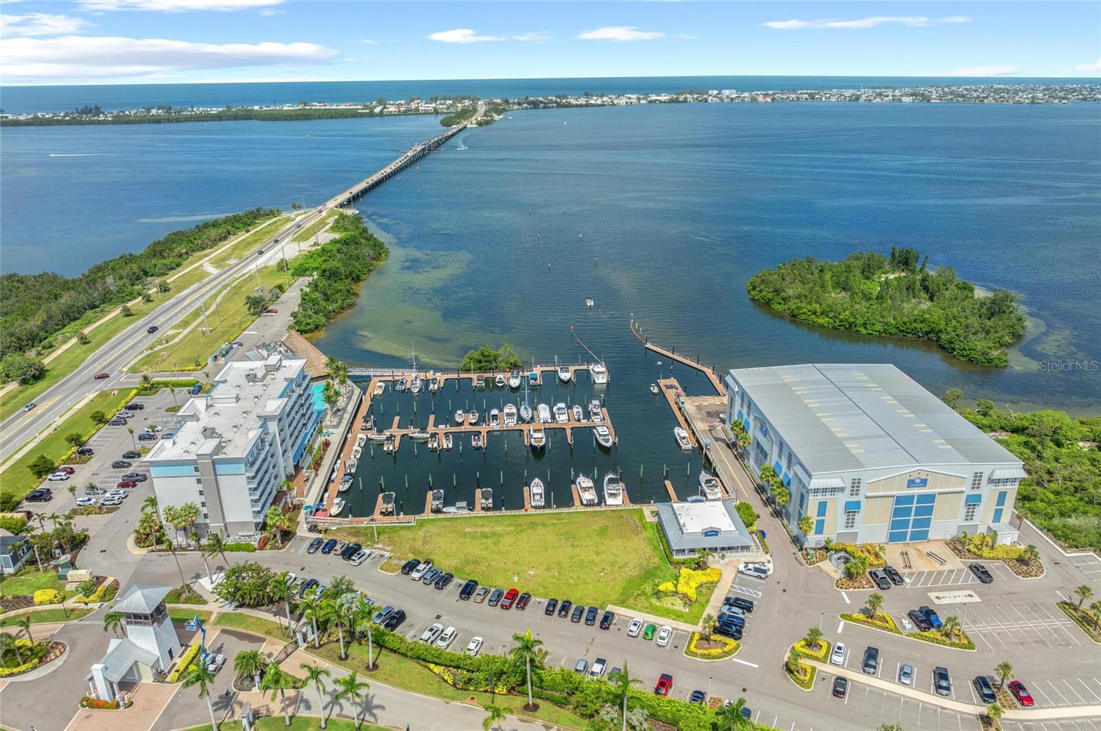 387 ARUBA CIR #301
