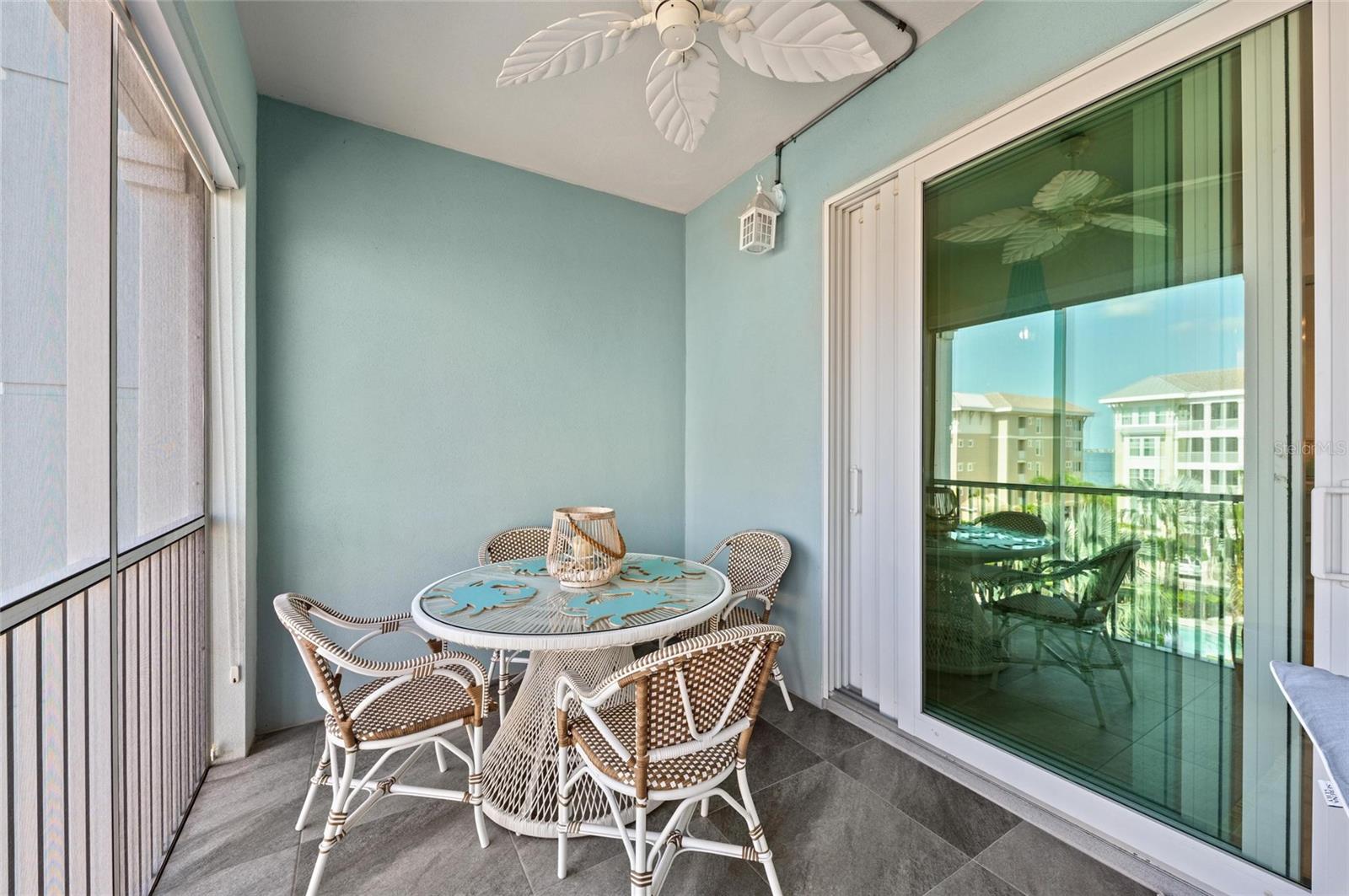 387 ARUBA CIR #301