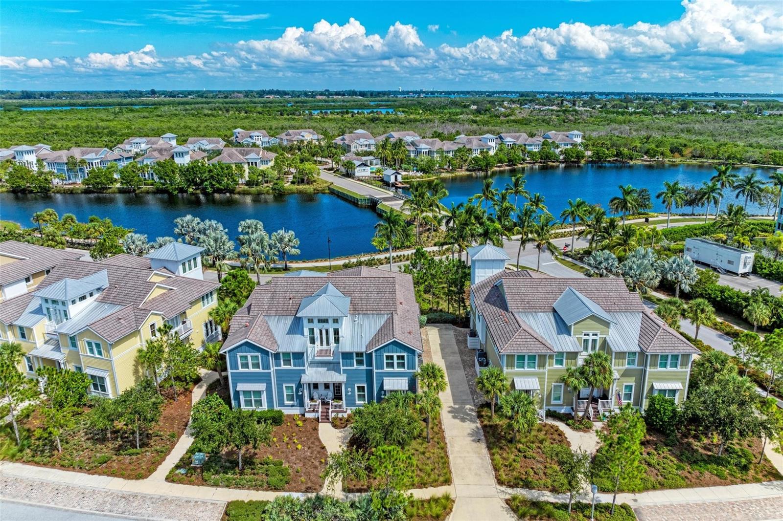 367 COMPASS POINT DR #201