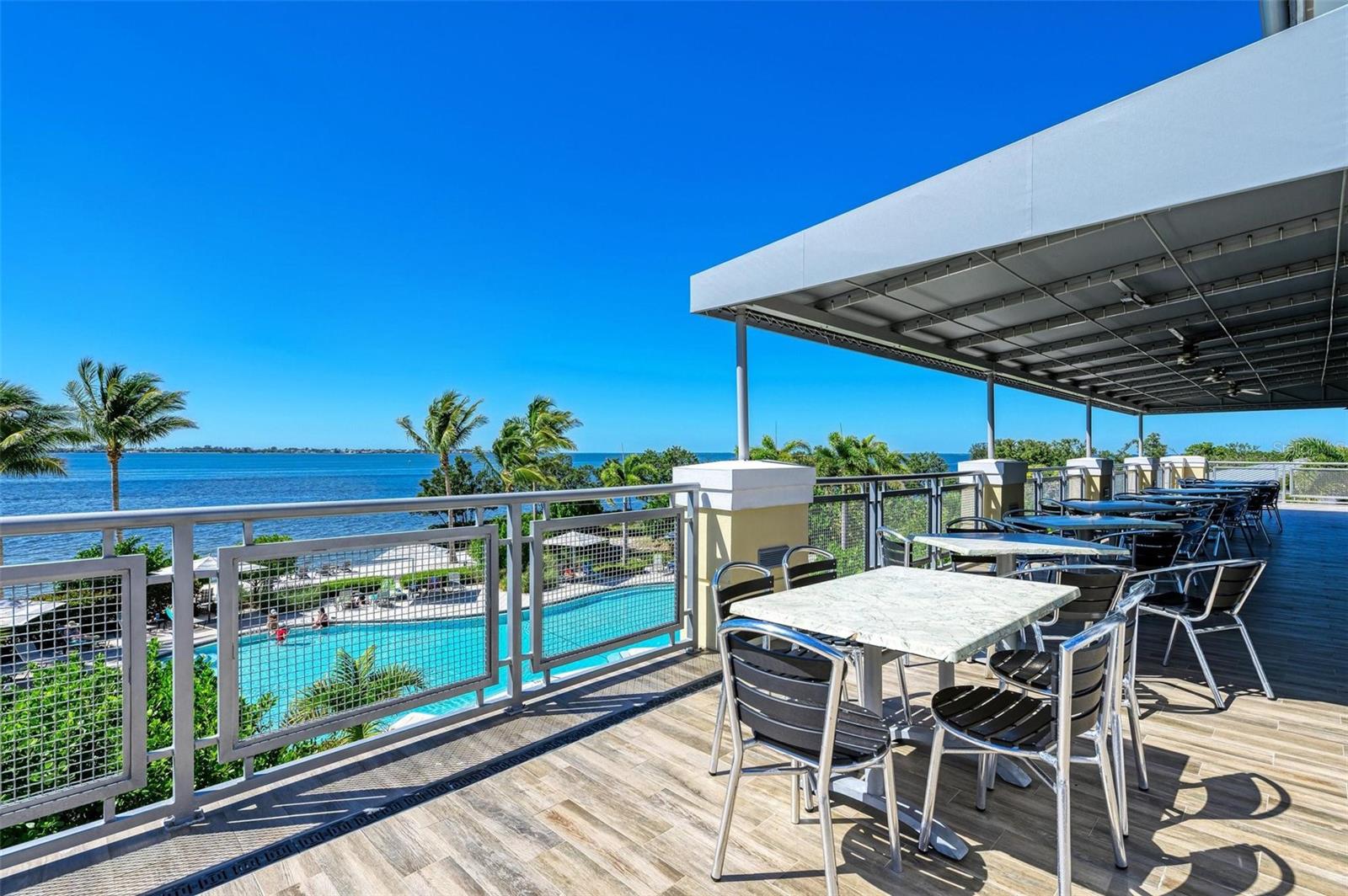 367 COMPASS POINT DR #201