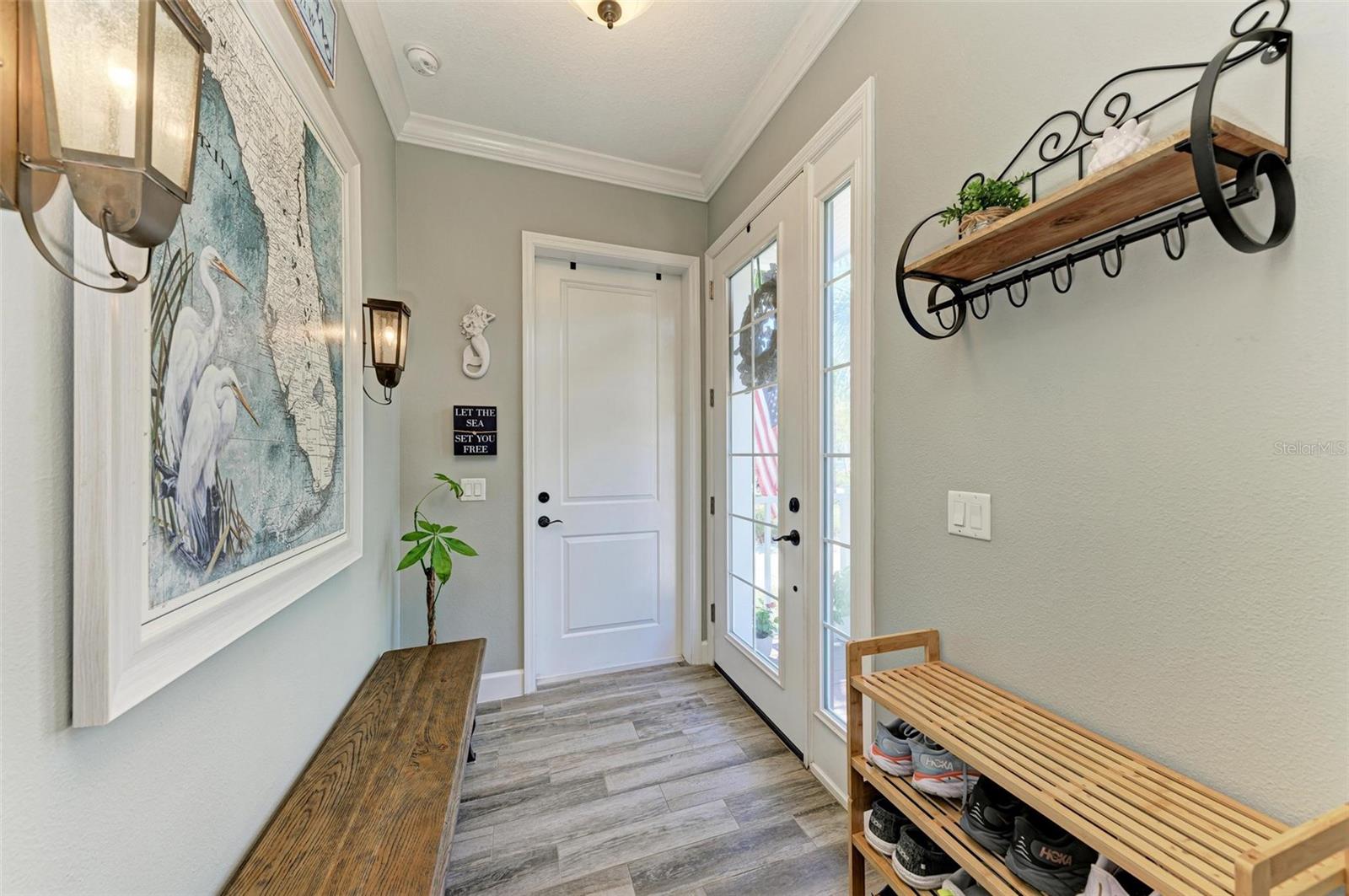 367 COMPASS POINT DR #201