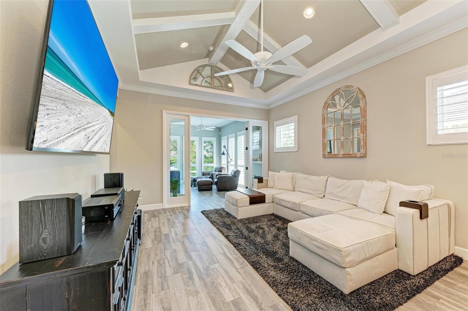 367 COMPASS POINT DR #201
