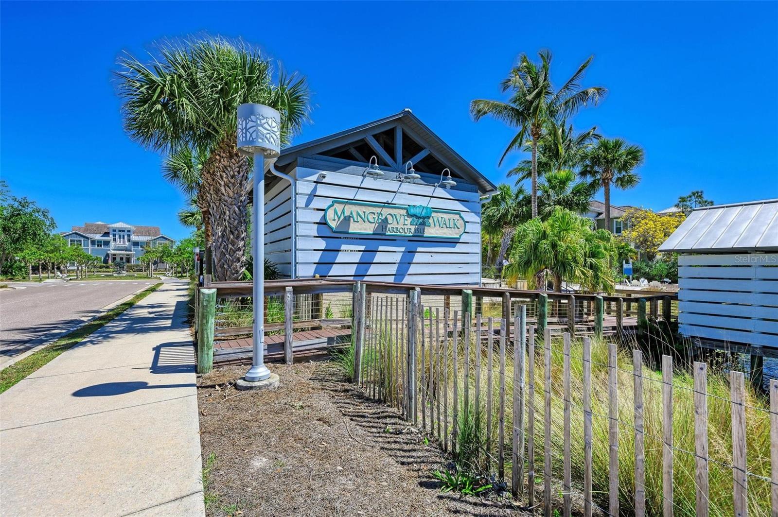 367 COMPASS POINT DR #201