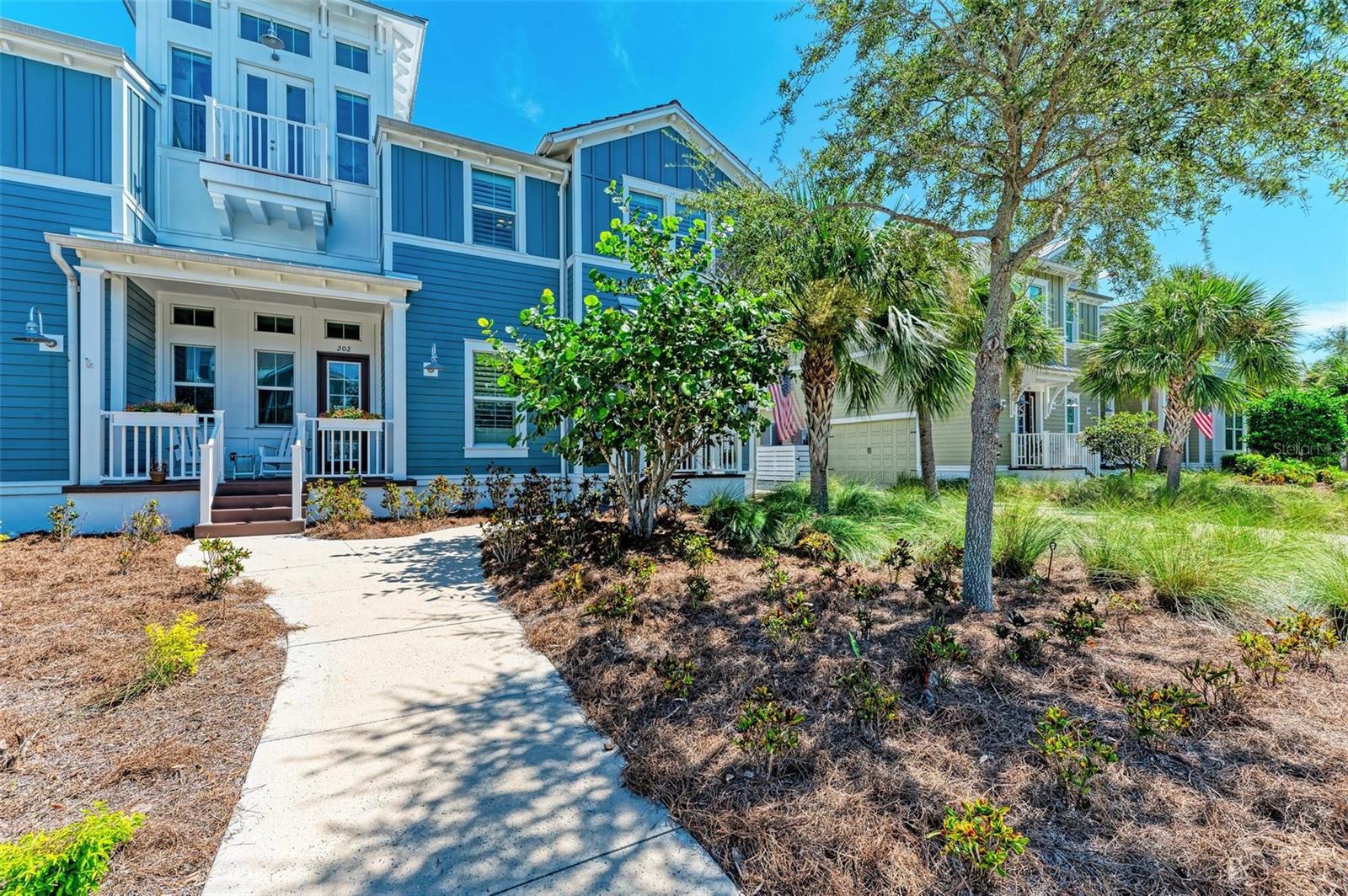 367 COMPASS POINT DR #201