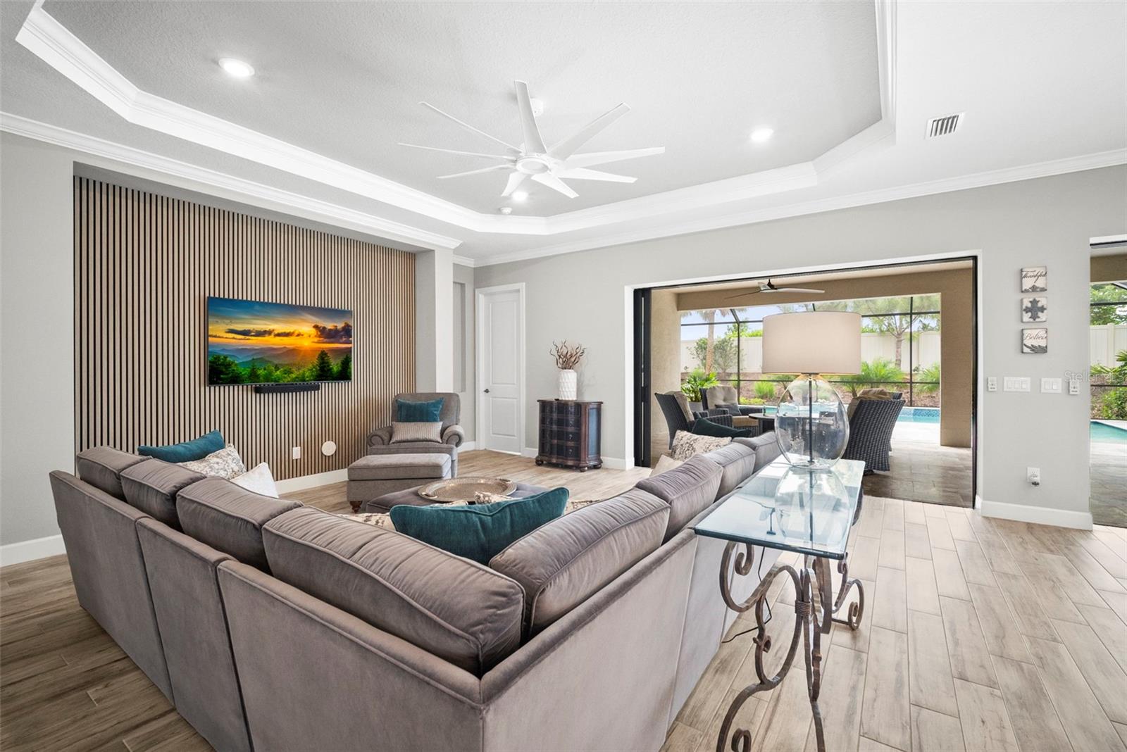 16318 UMBRIA PL