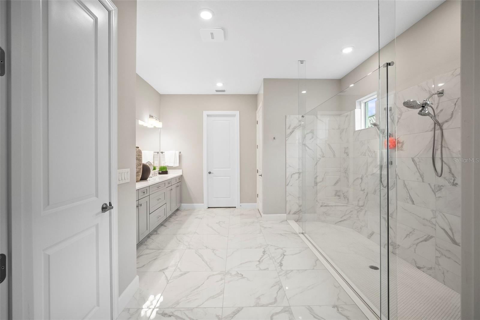 16318 UMBRIA PL