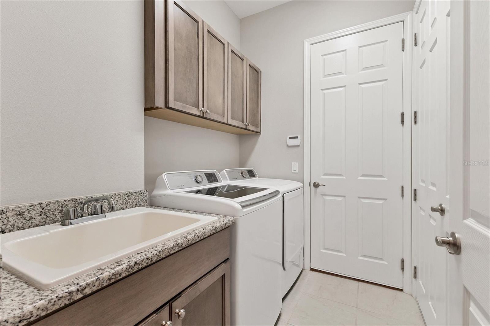 6261 CHAMPIONS ROW ST