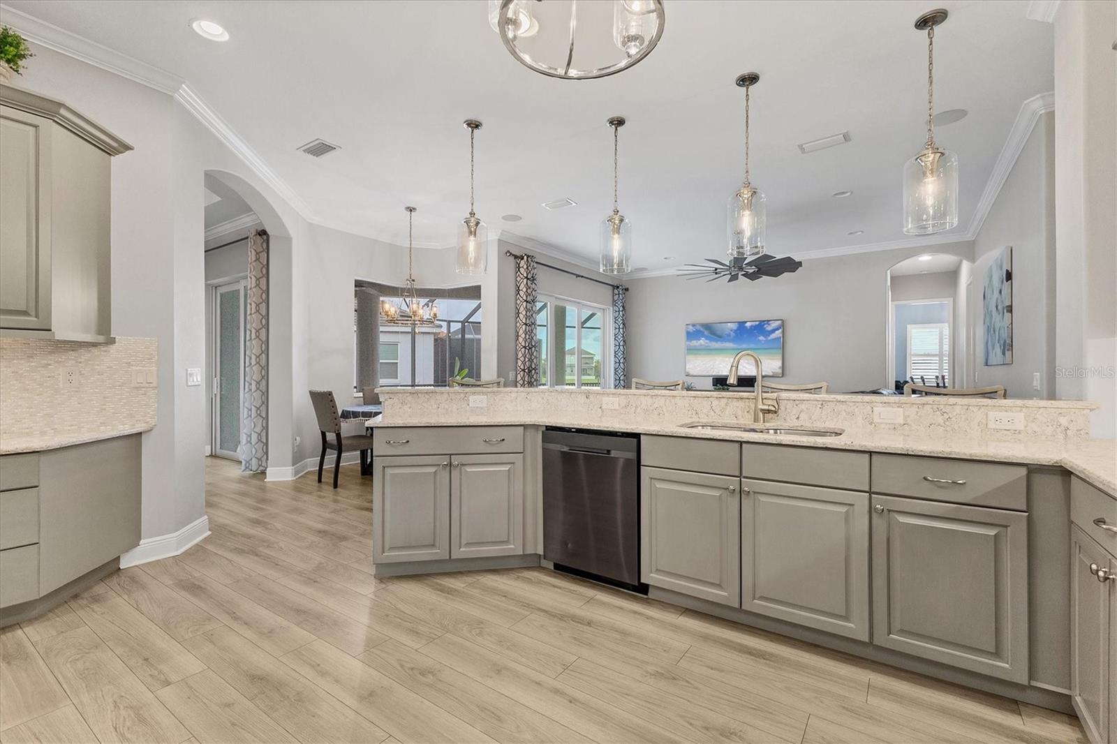 6261 CHAMPIONS ROW ST