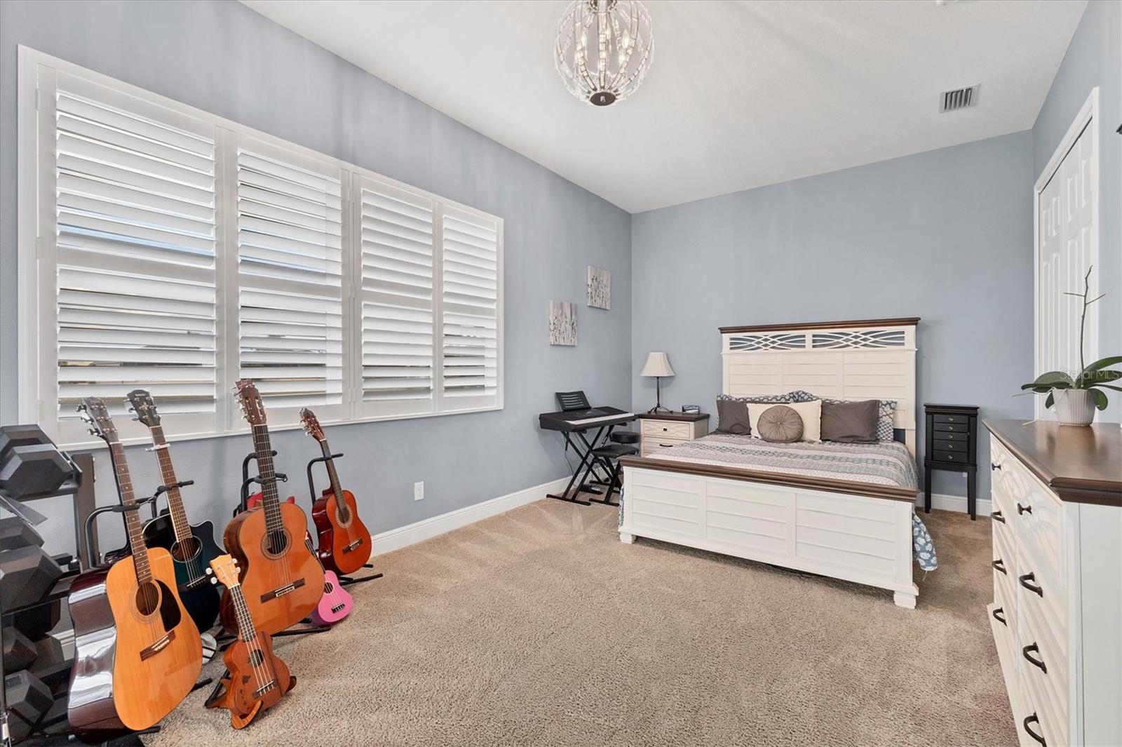 6261 CHAMPIONS ROW ST