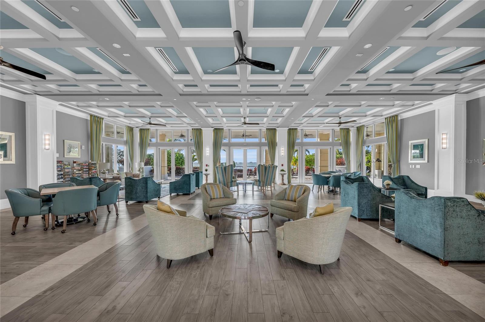 334 CASTAWAY CAY DR #101