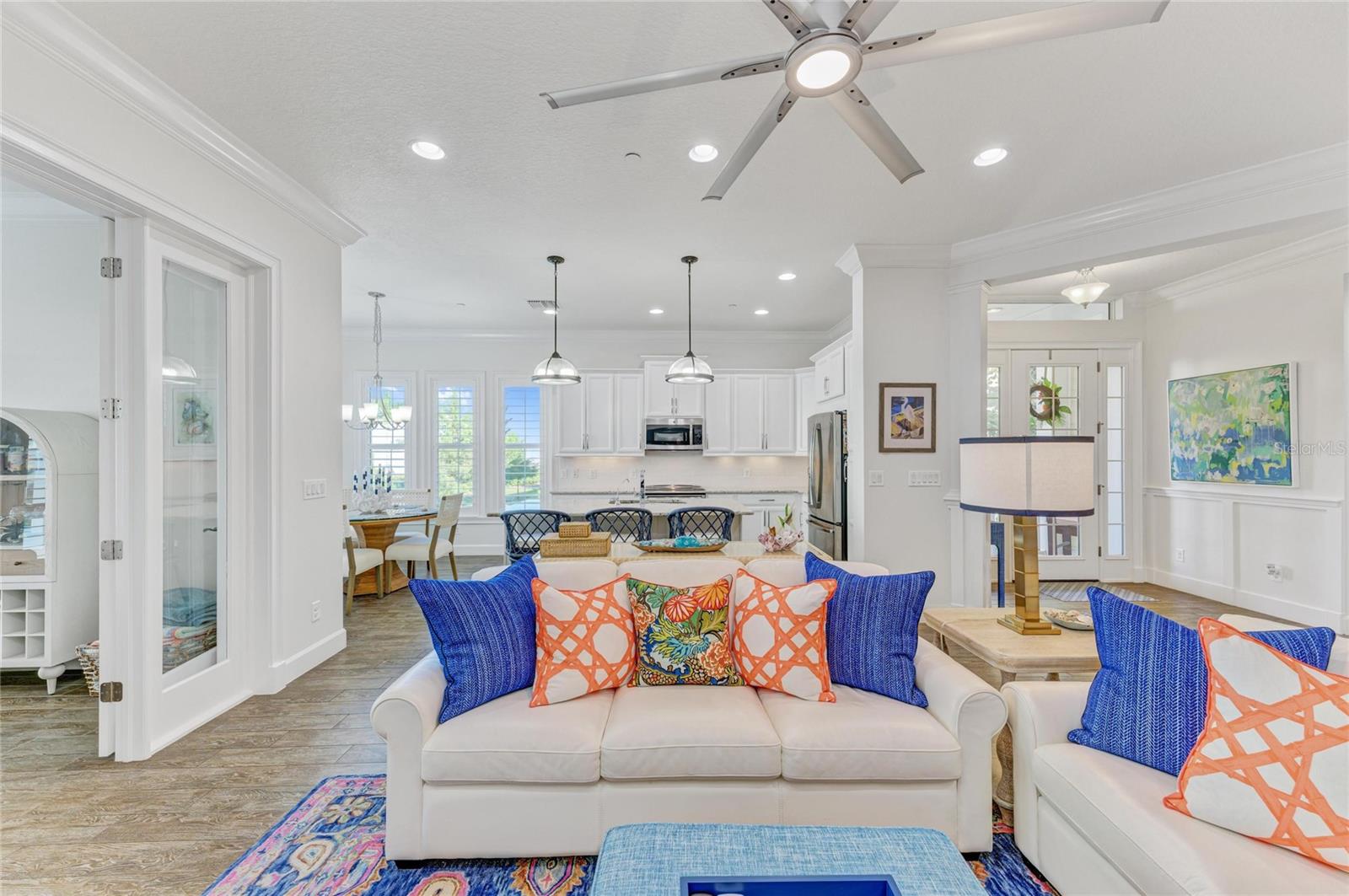 334 CASTAWAY CAY DR #101