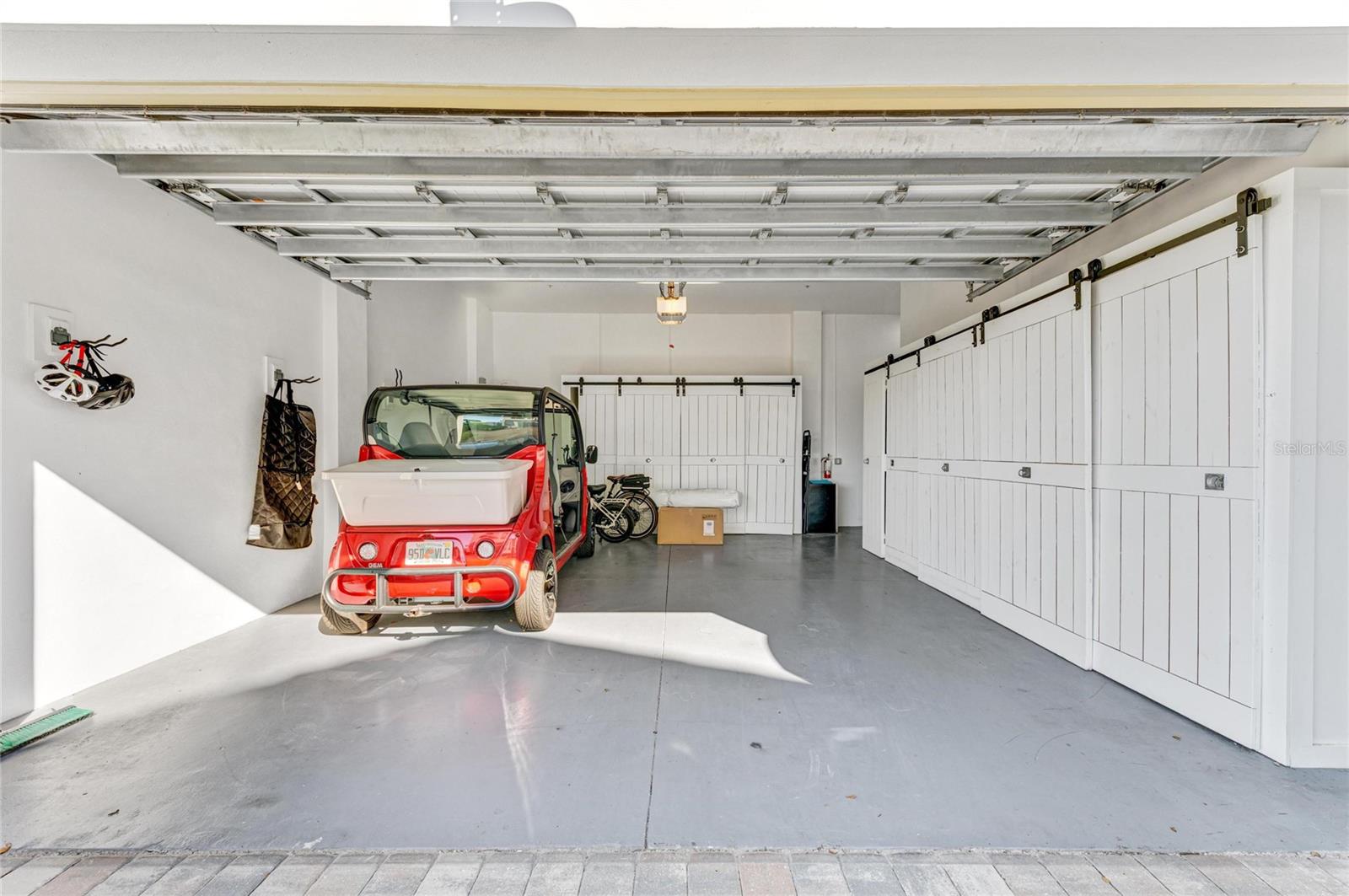 334 CASTAWAY CAY DR #101