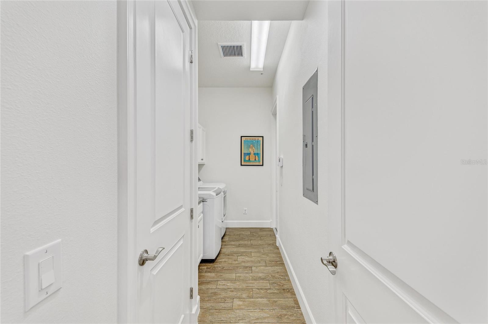 334 CASTAWAY CAY DR #101