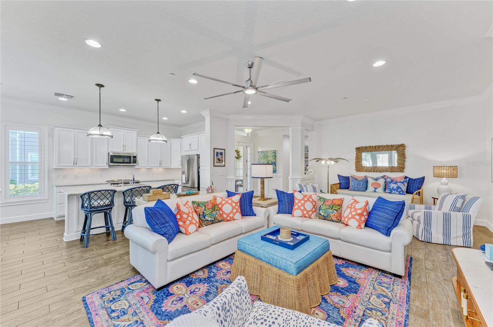 334 CASTAWAY CAY DR #101