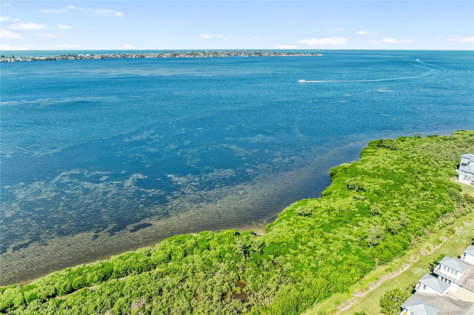 334 CASTAWAY CAY DR #101